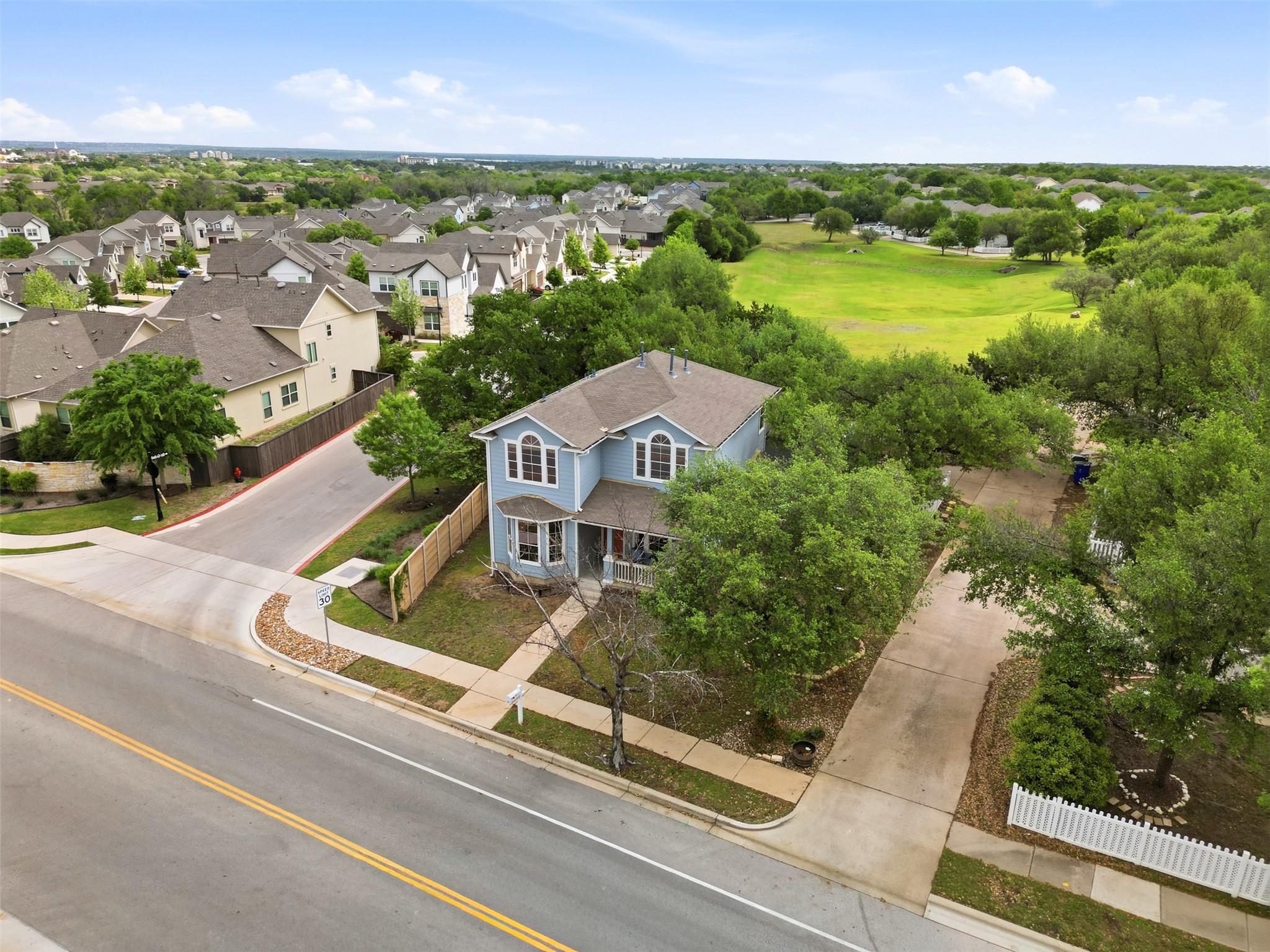 405 N Lynnwood Trl, Cedar Park, TX 78613