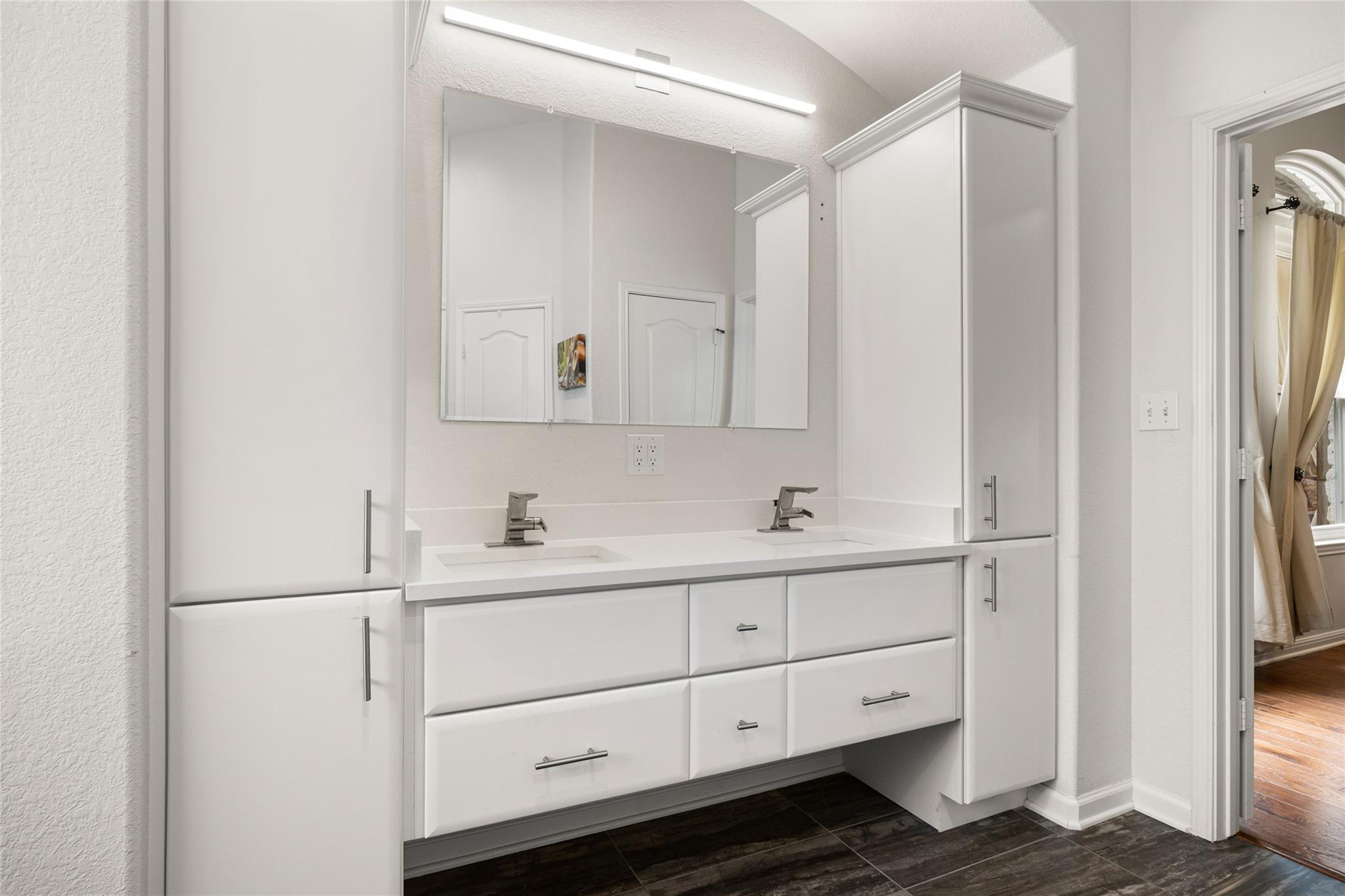 15613 Echo Hills Dr, Austin, TX 78717