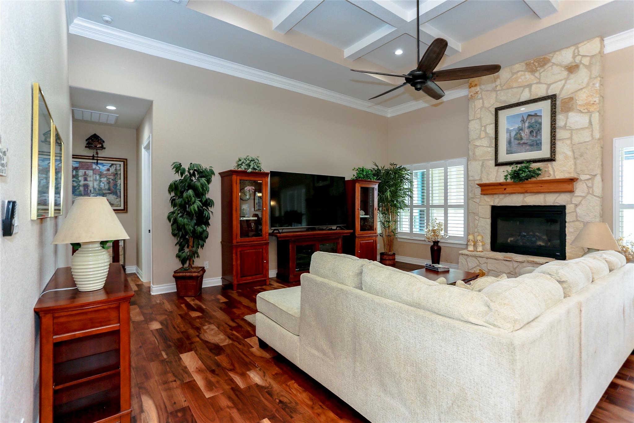 4013 Turning Leaf Dr, Nolanville, TX 76559