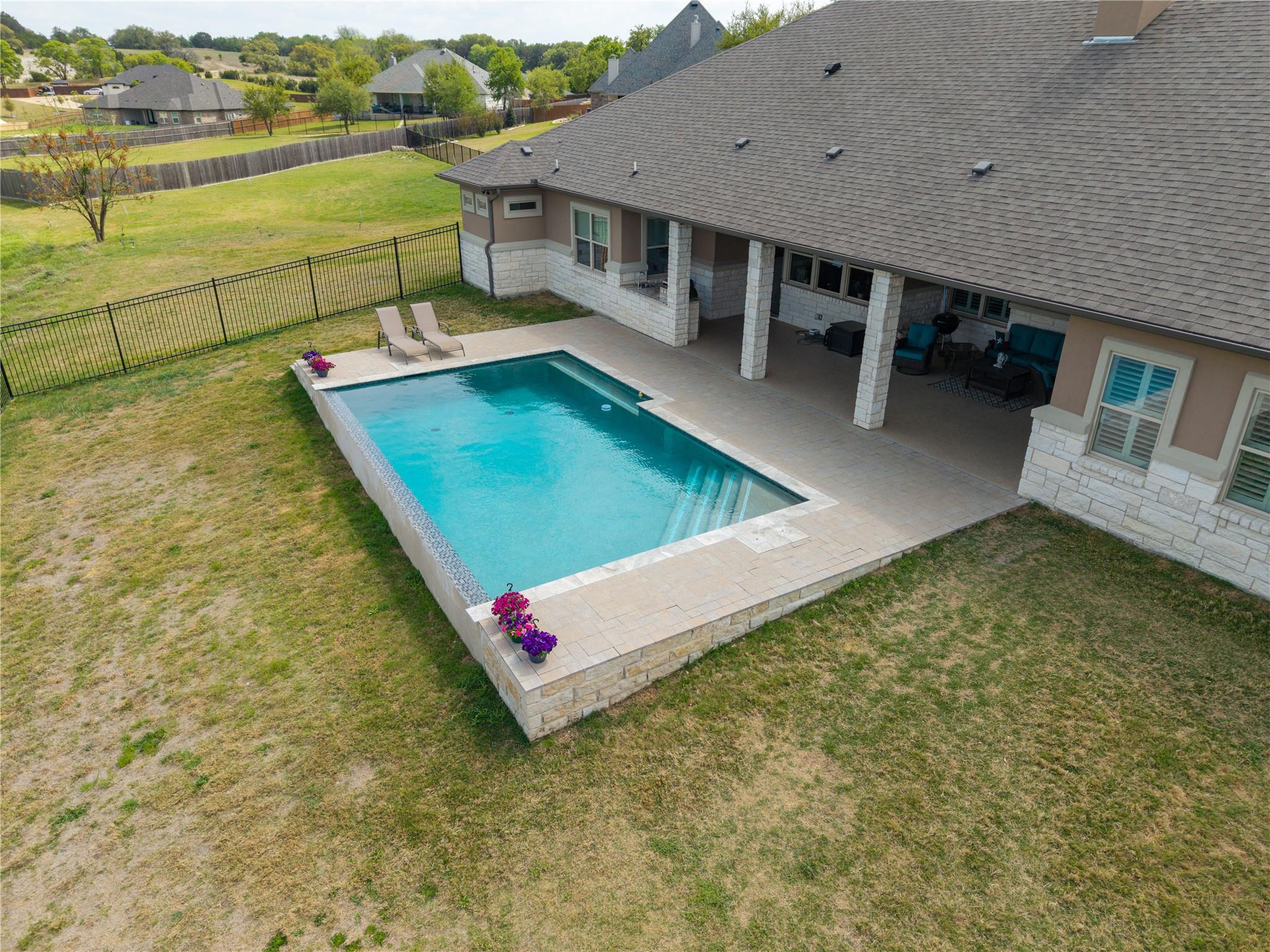 4013 Turning Leaf Dr, Nolanville, TX 76559