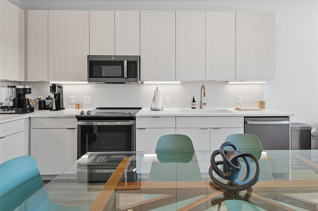 4802 S Congress Ave # 506, Austin, TX 78745