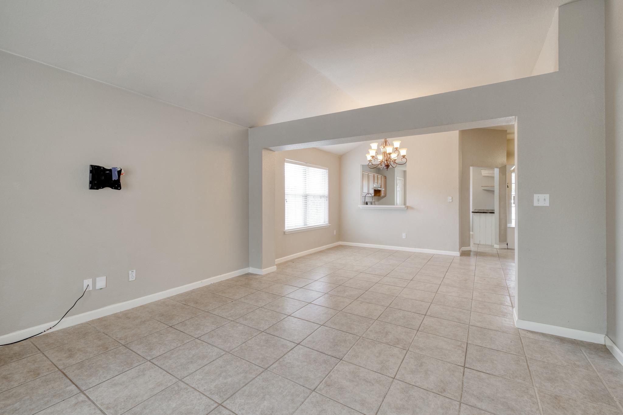 209 Antietam Dr, Elgin, TX 78621