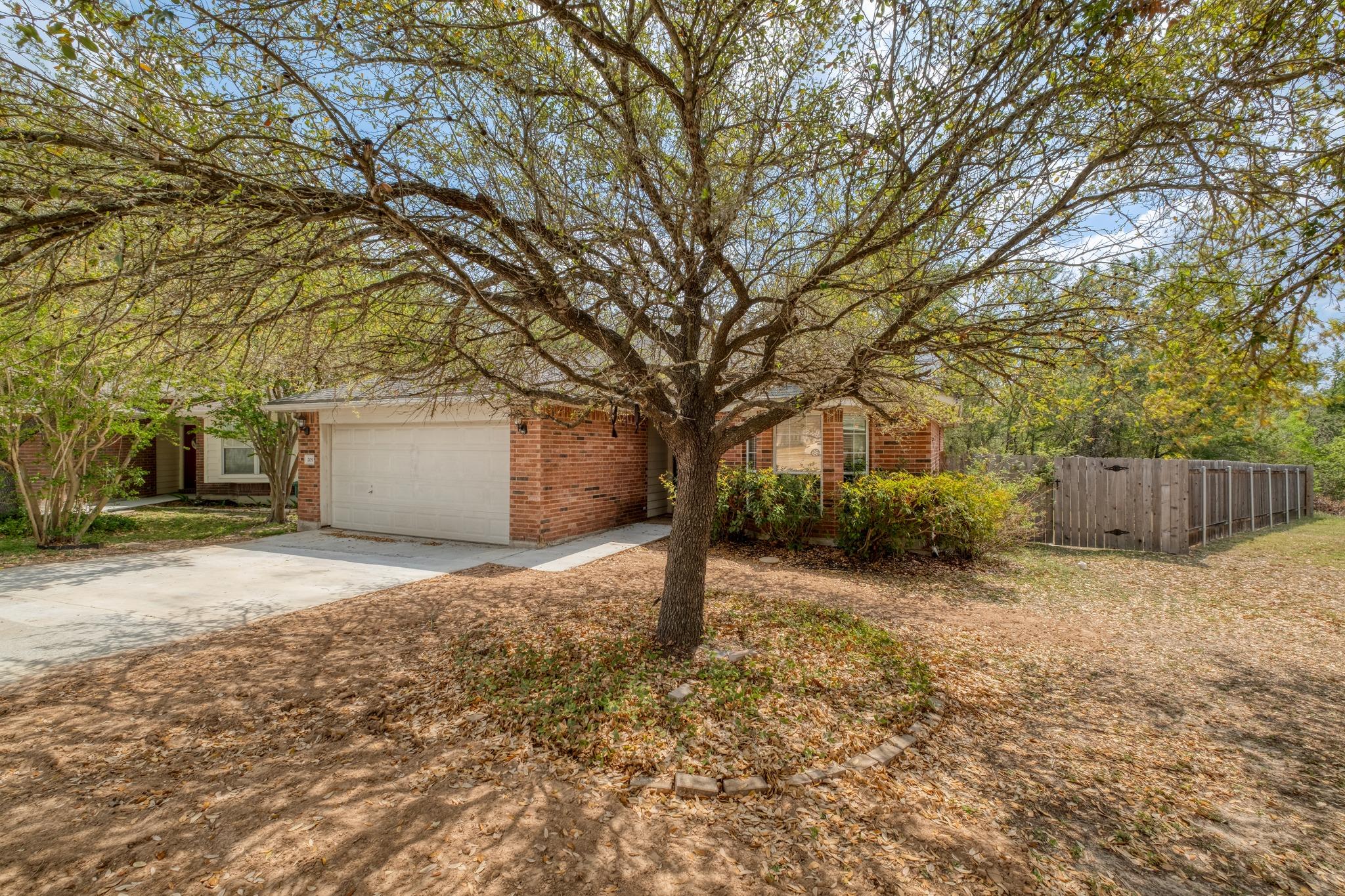 209 Antietam Dr, Elgin, TX 78621