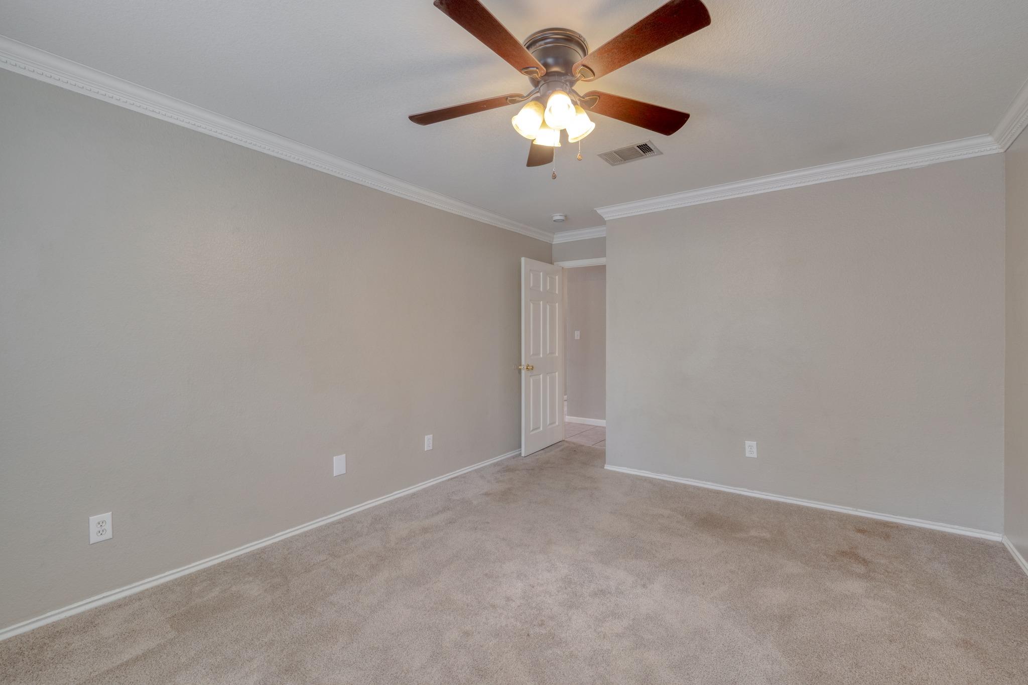 209 Antietam Dr, Elgin, TX 78621