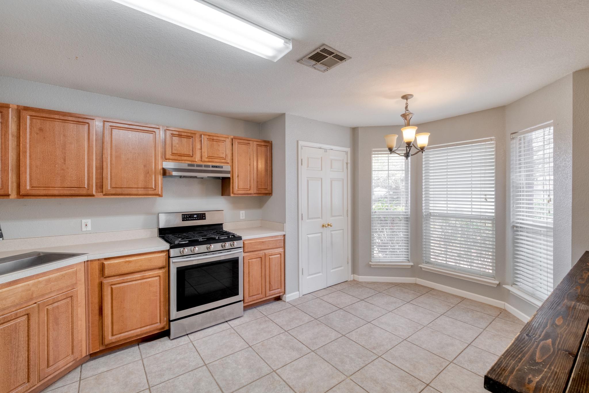 209 Antietam Dr, Elgin, TX 78621