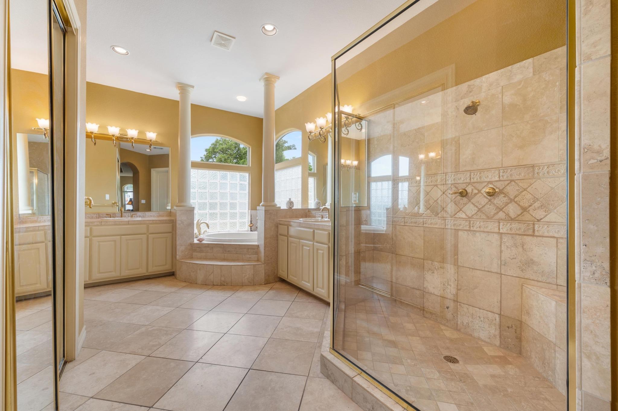 10912 Centennial Trl, Austin, TX 78726