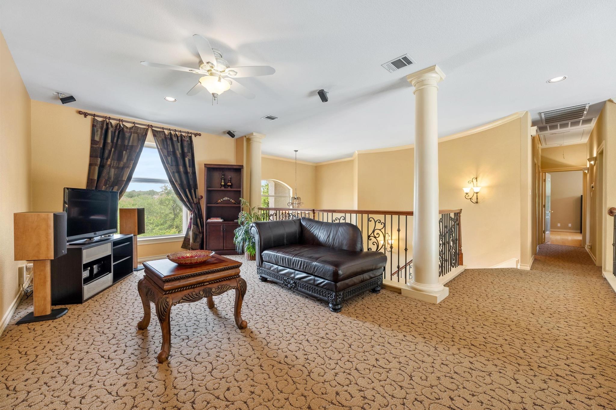 10912 Centennial Trl, Austin, TX 78726