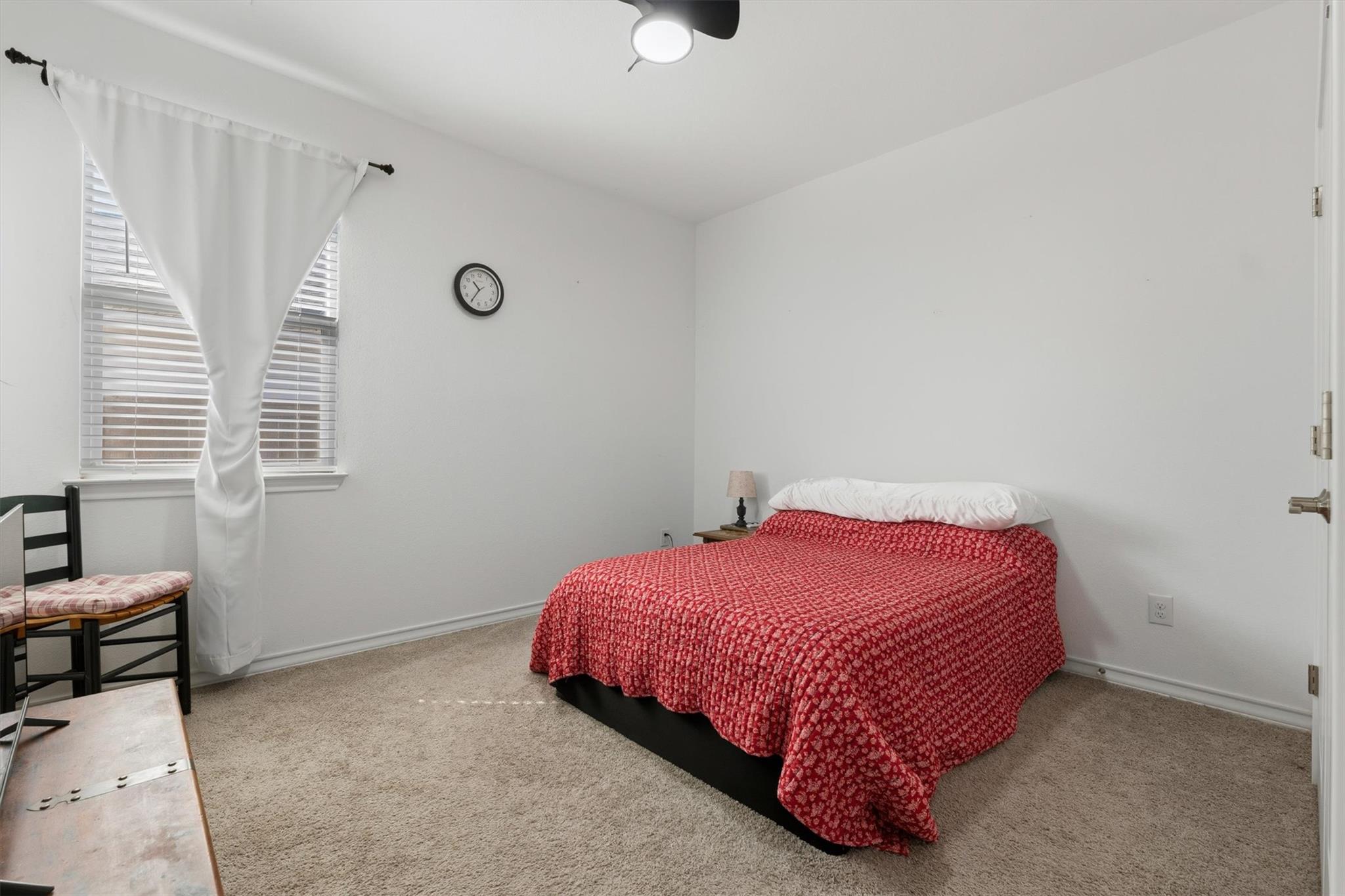 1000 Moose Rd, Hutto, TX 78634