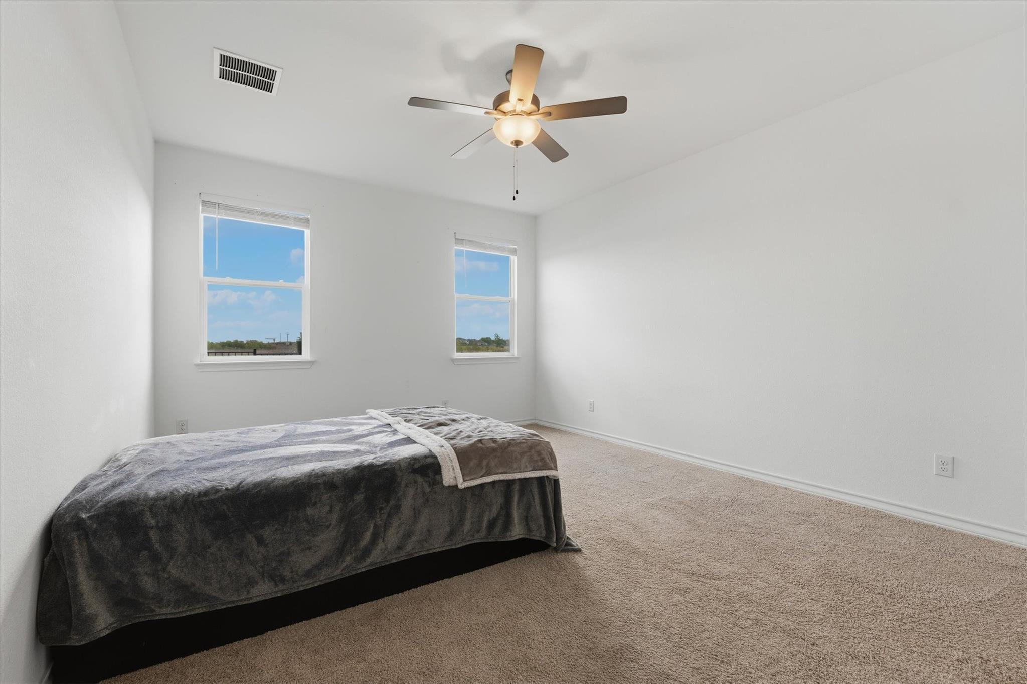 1000 Moose Rd, Hutto, TX 78634