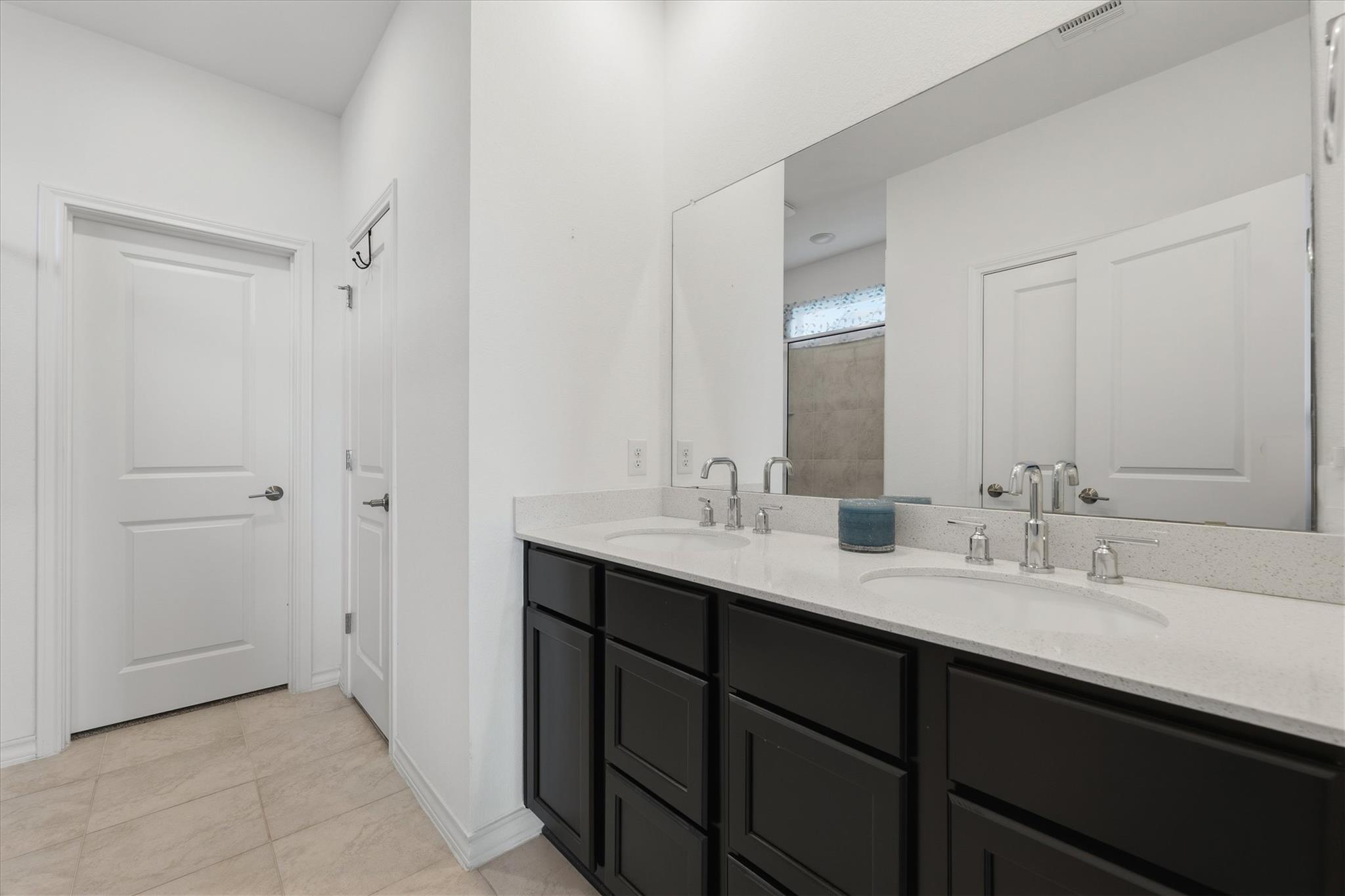 1000 Moose Rd, Hutto, TX 78634