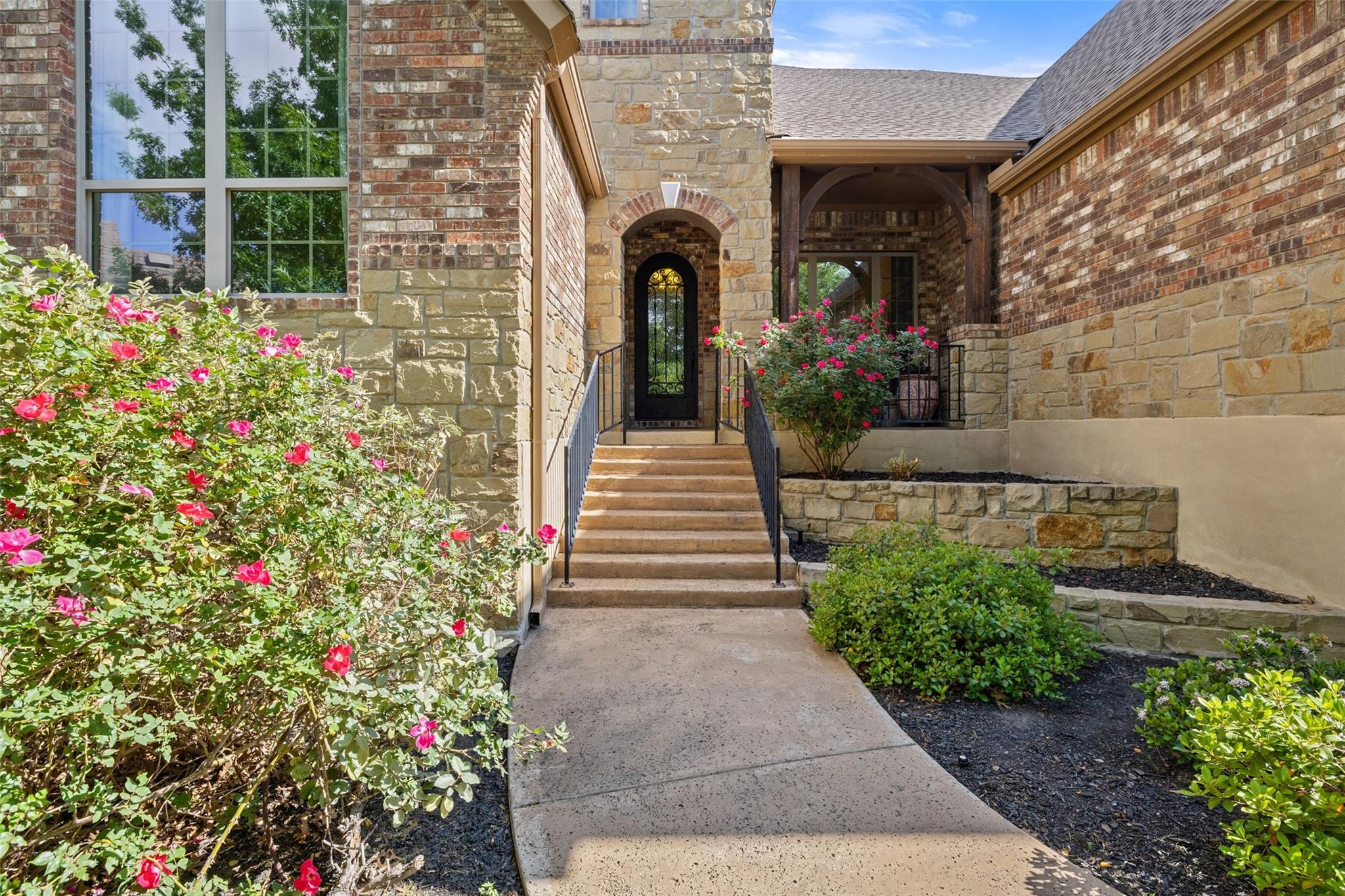 8700 Flycatcher Ct, Austin, TX 78738