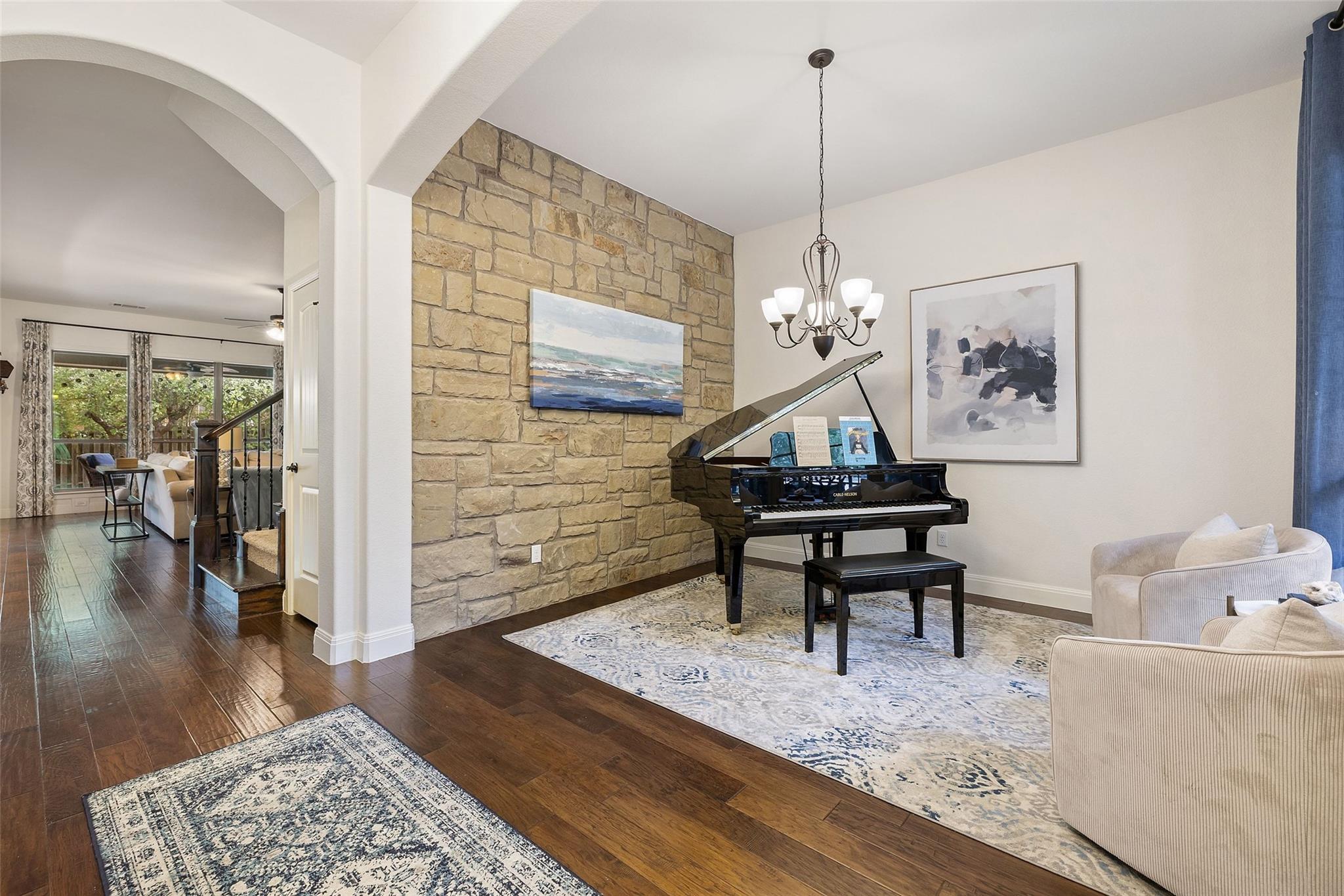 8700 Flycatcher Ct, Austin, TX 78738