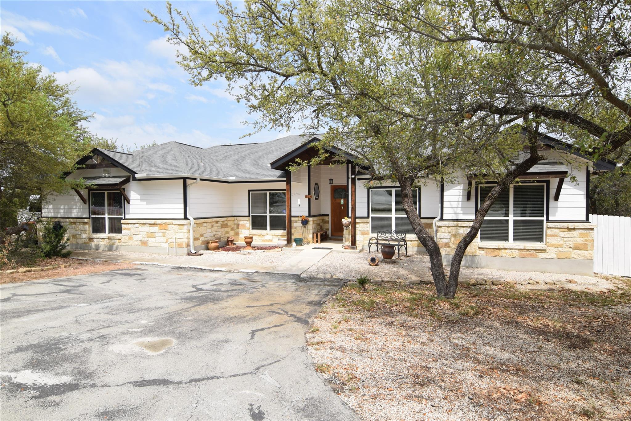 520 MONARCH, Canyon Lake, TX 78133