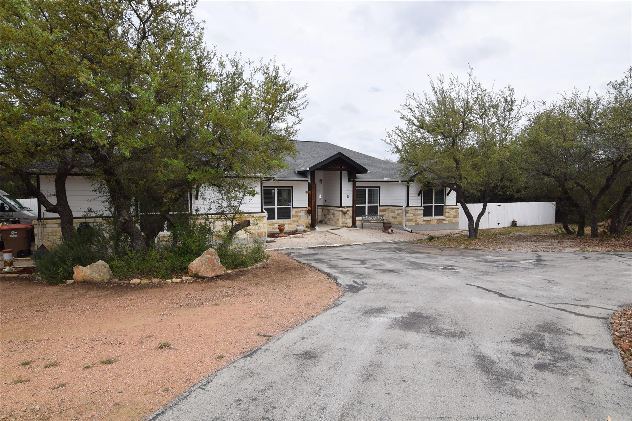 520 MONARCH, Canyon Lake, TX 78133