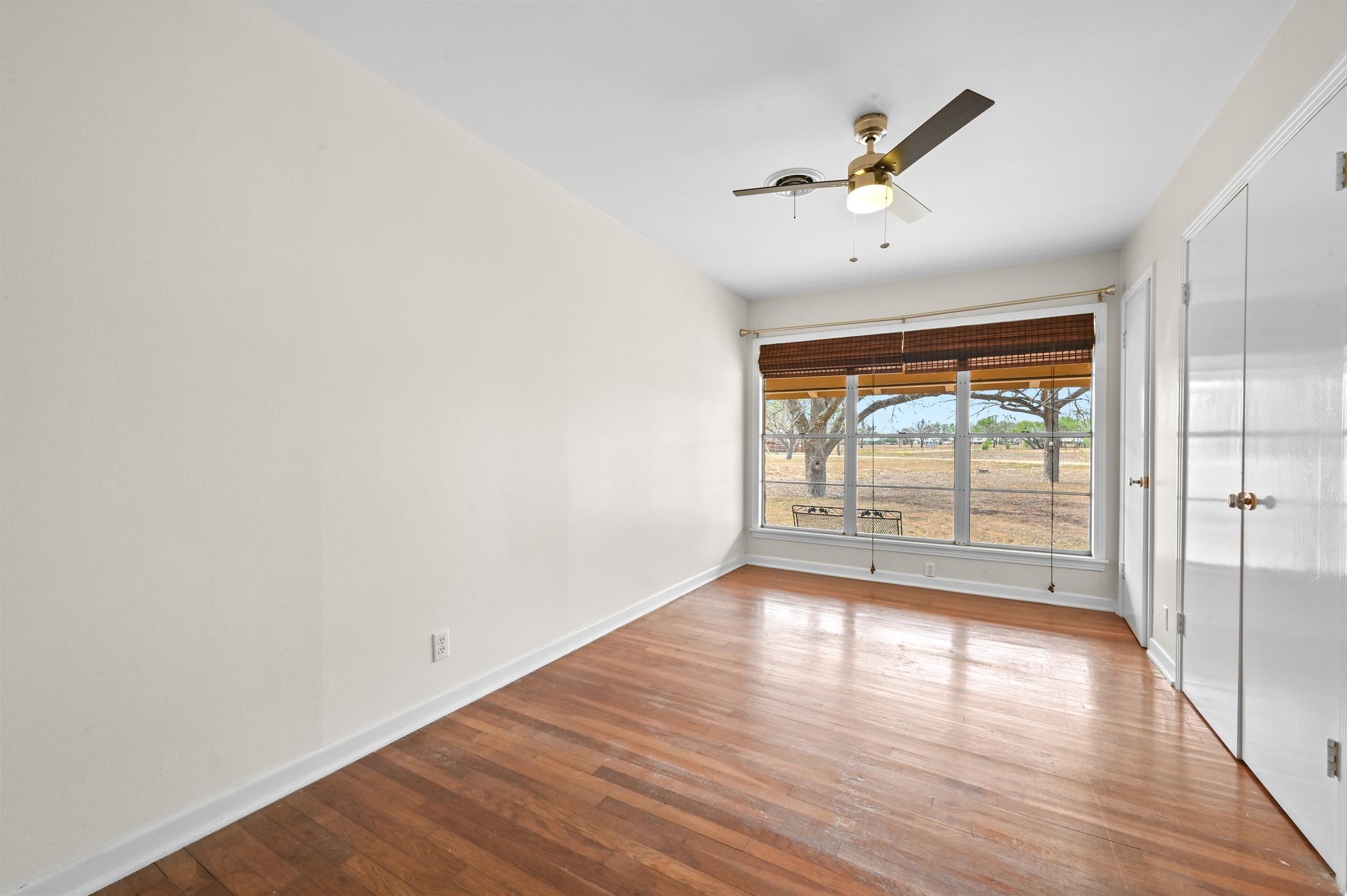 3500 Scull Rd, Martindale, TX 78655