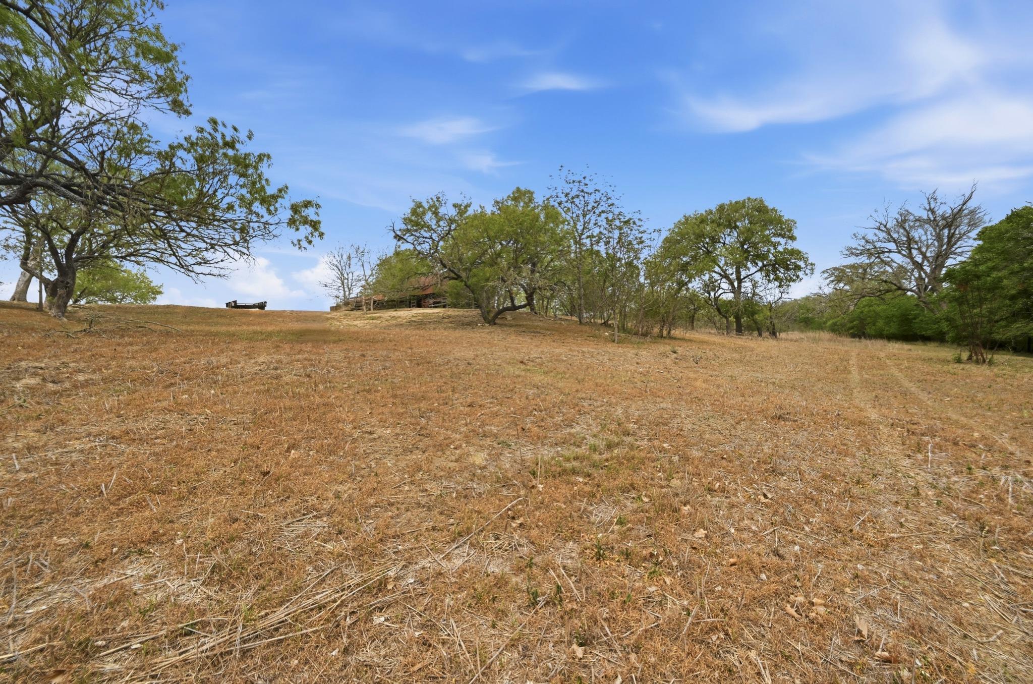 3500 Scull Rd, Martindale, TX 78655