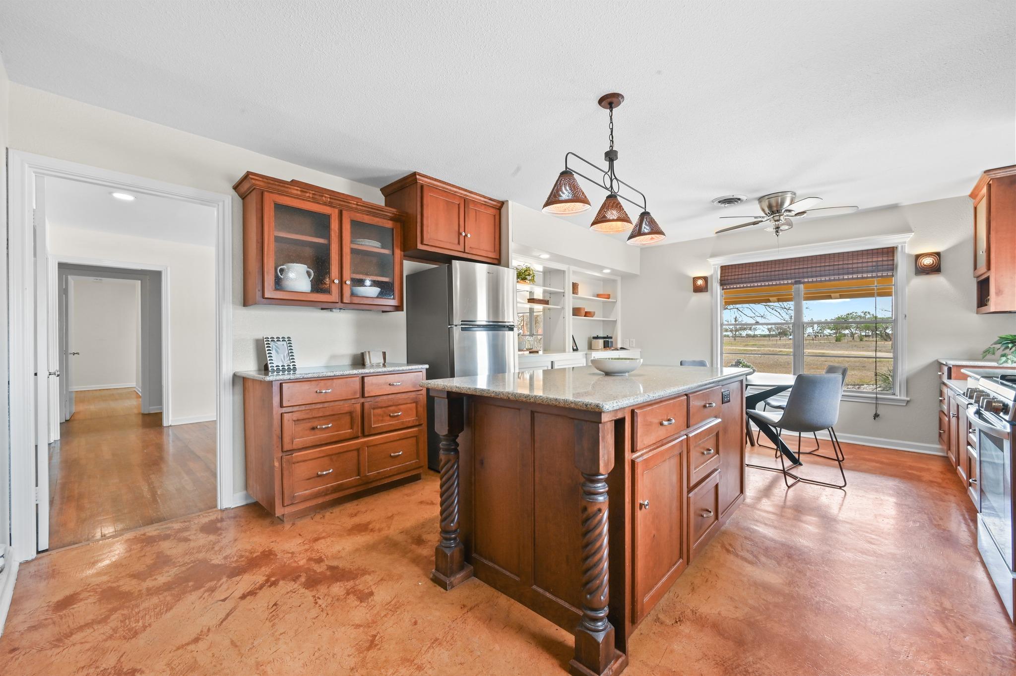 3500 Scull Rd, Martindale, TX 78655