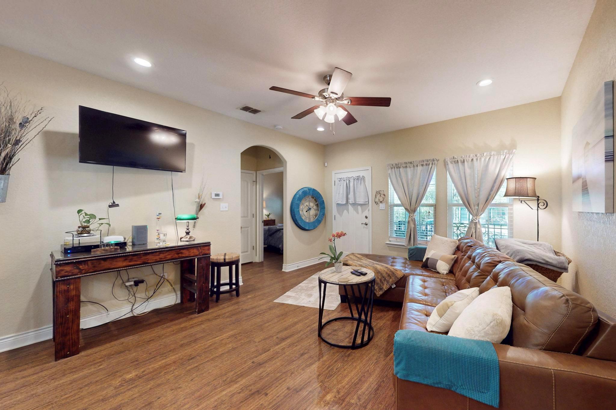 1118 Lonesome, Canyon Lake, TX 78133