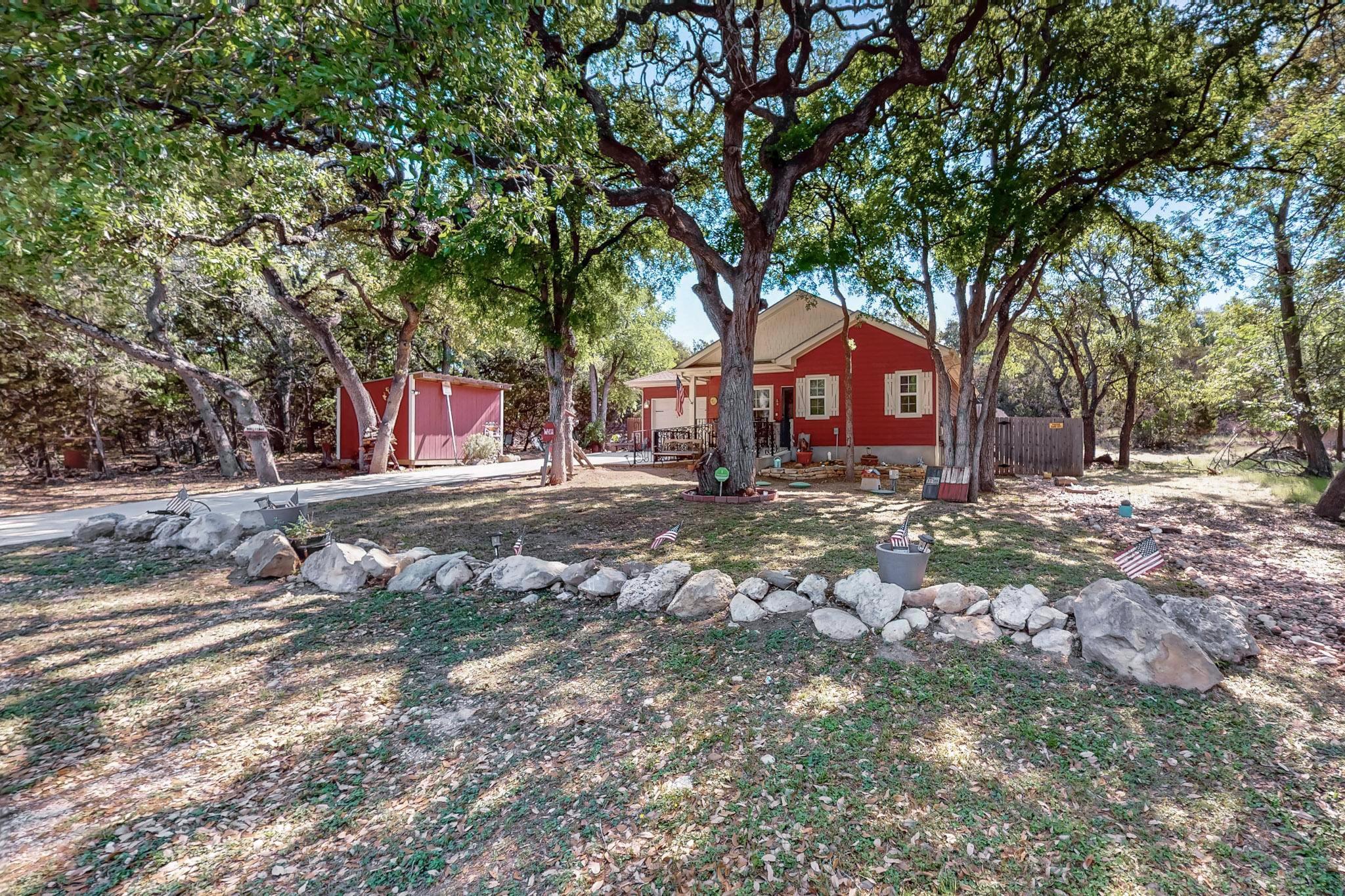 1118 Lonesome, Canyon Lake, TX 78133