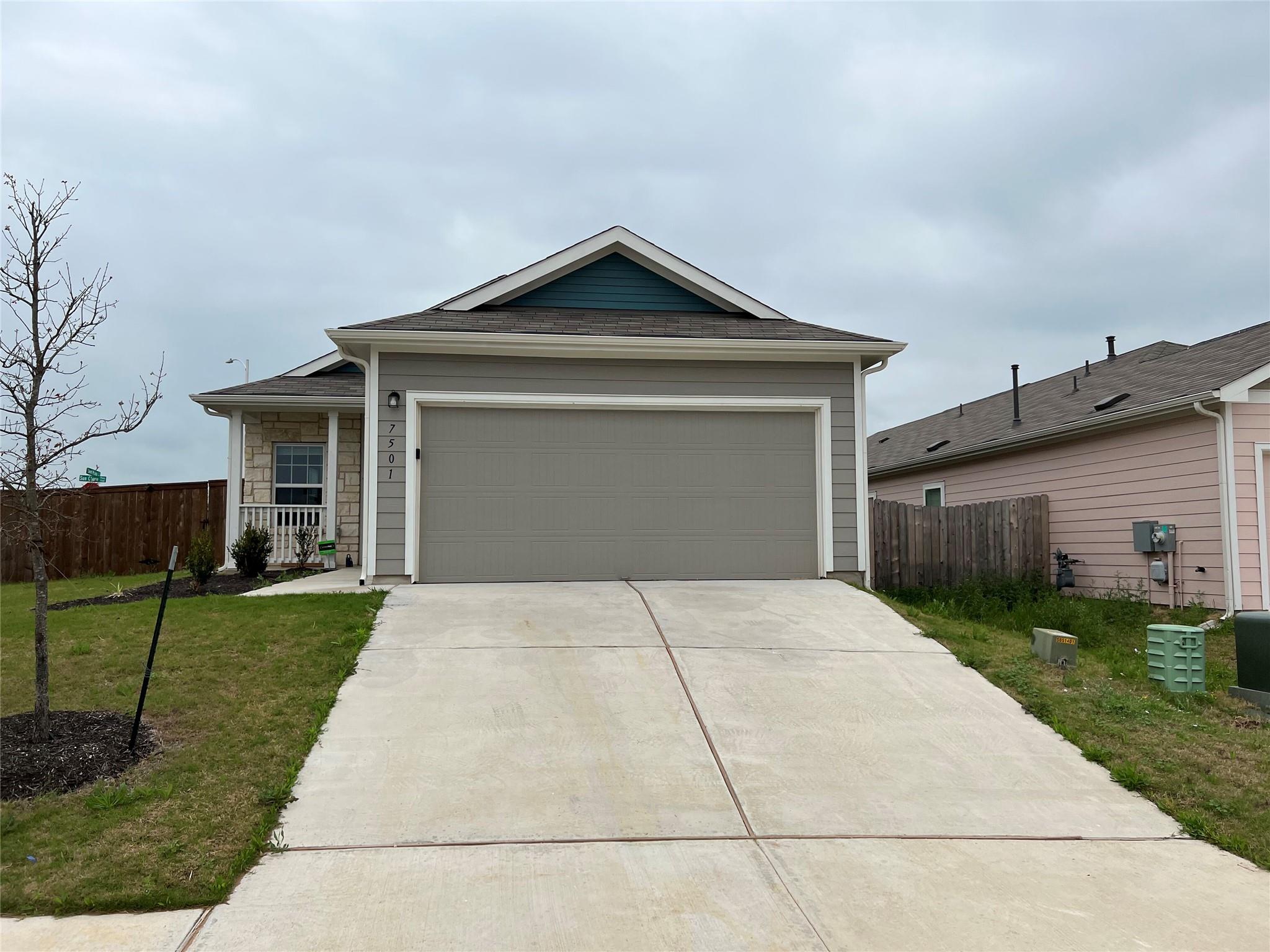 7501 Ivy Trellis Trl, Del Valle, TX 78617
