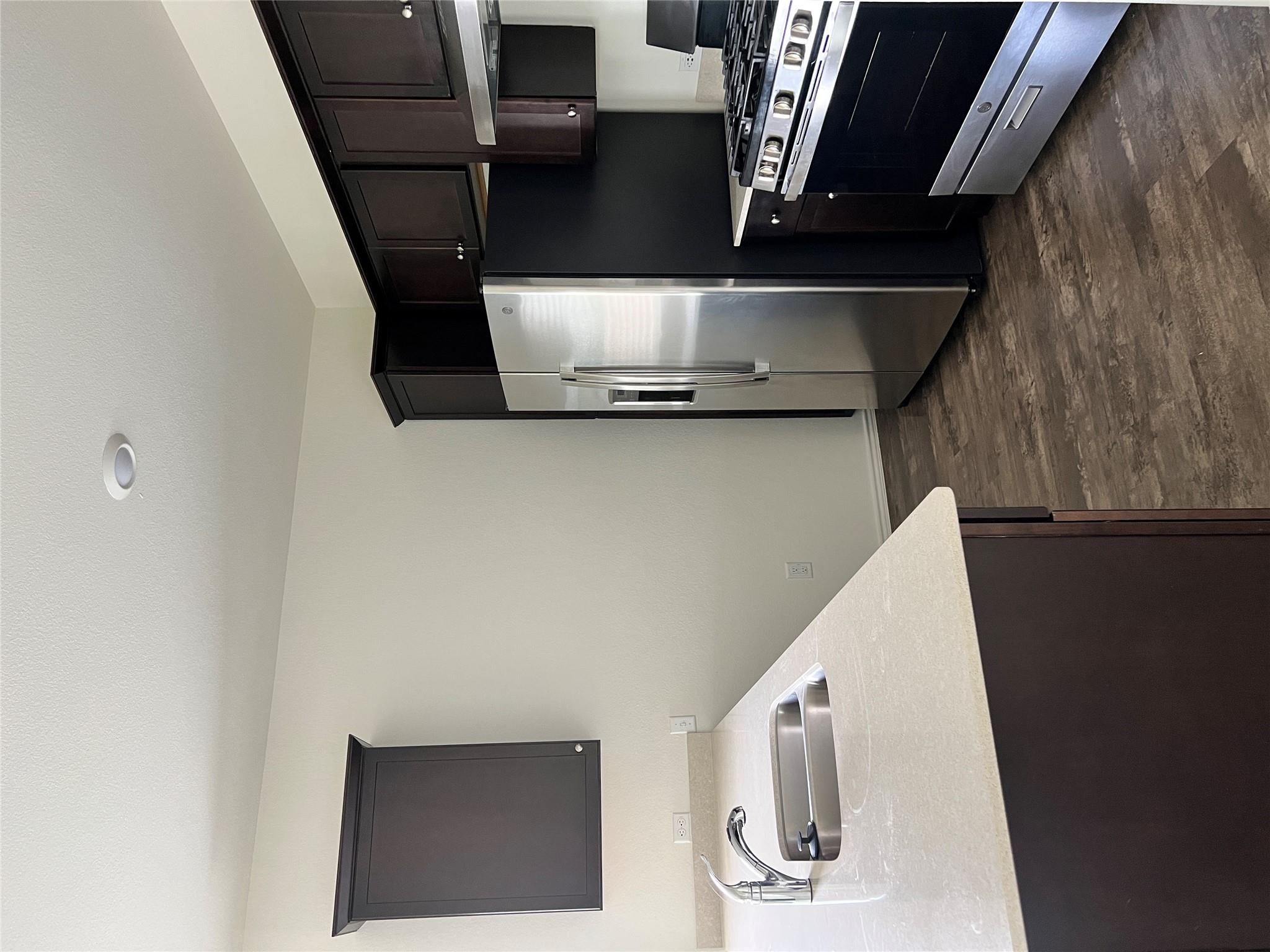 7501 Ivy Trellis Trl, Del Valle, TX 78617