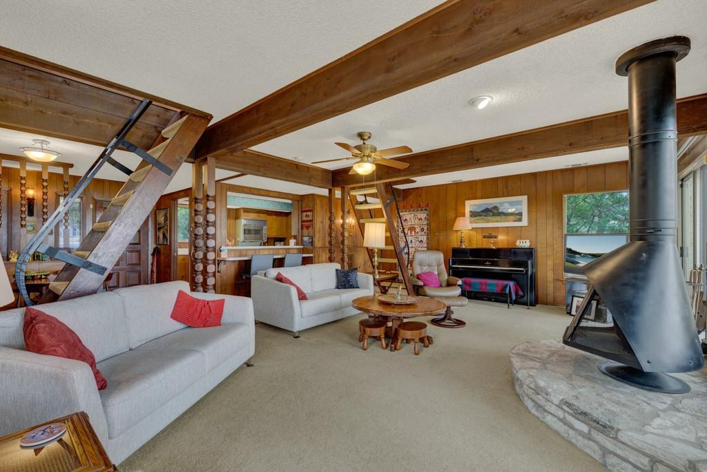 3187 Lakeview Dr, Canyon Lake, TX 78133