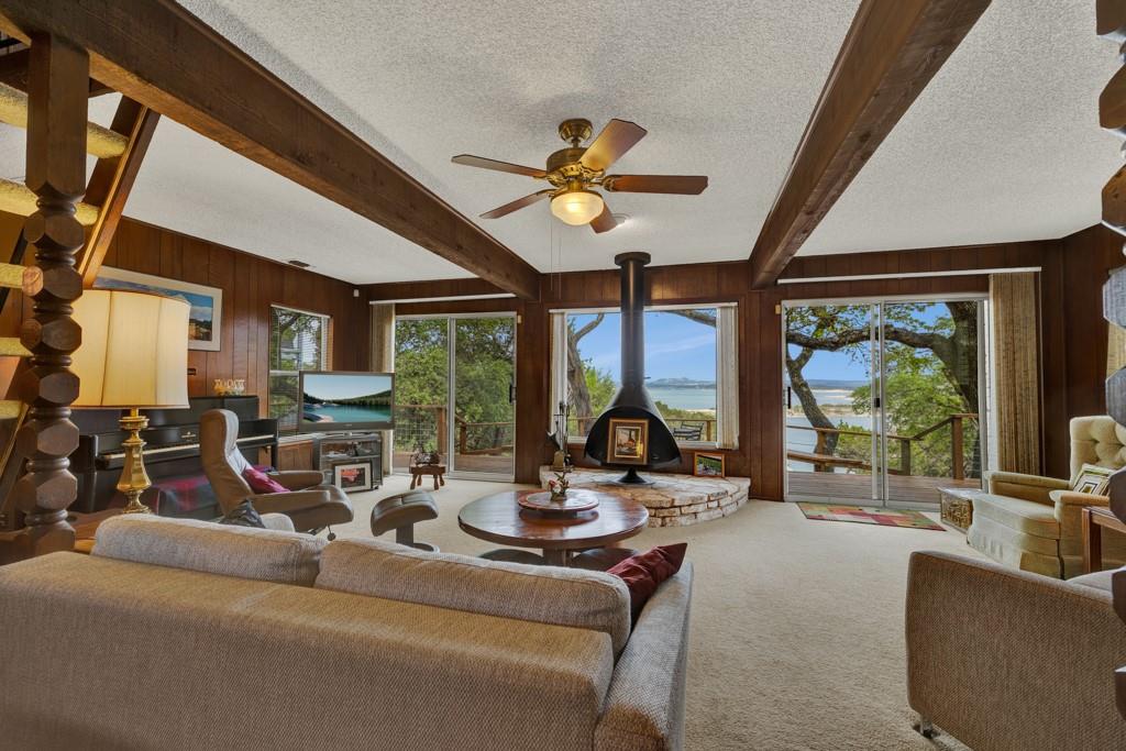 3187 Lakeview Dr, Canyon Lake, TX 78133