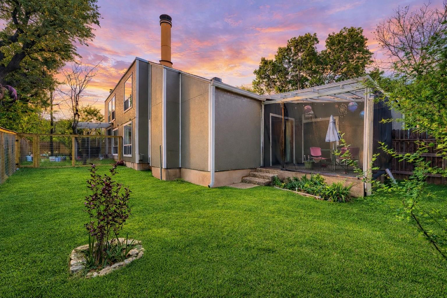 6810 Thorncliffe Dr # A, Austin, TX 78731