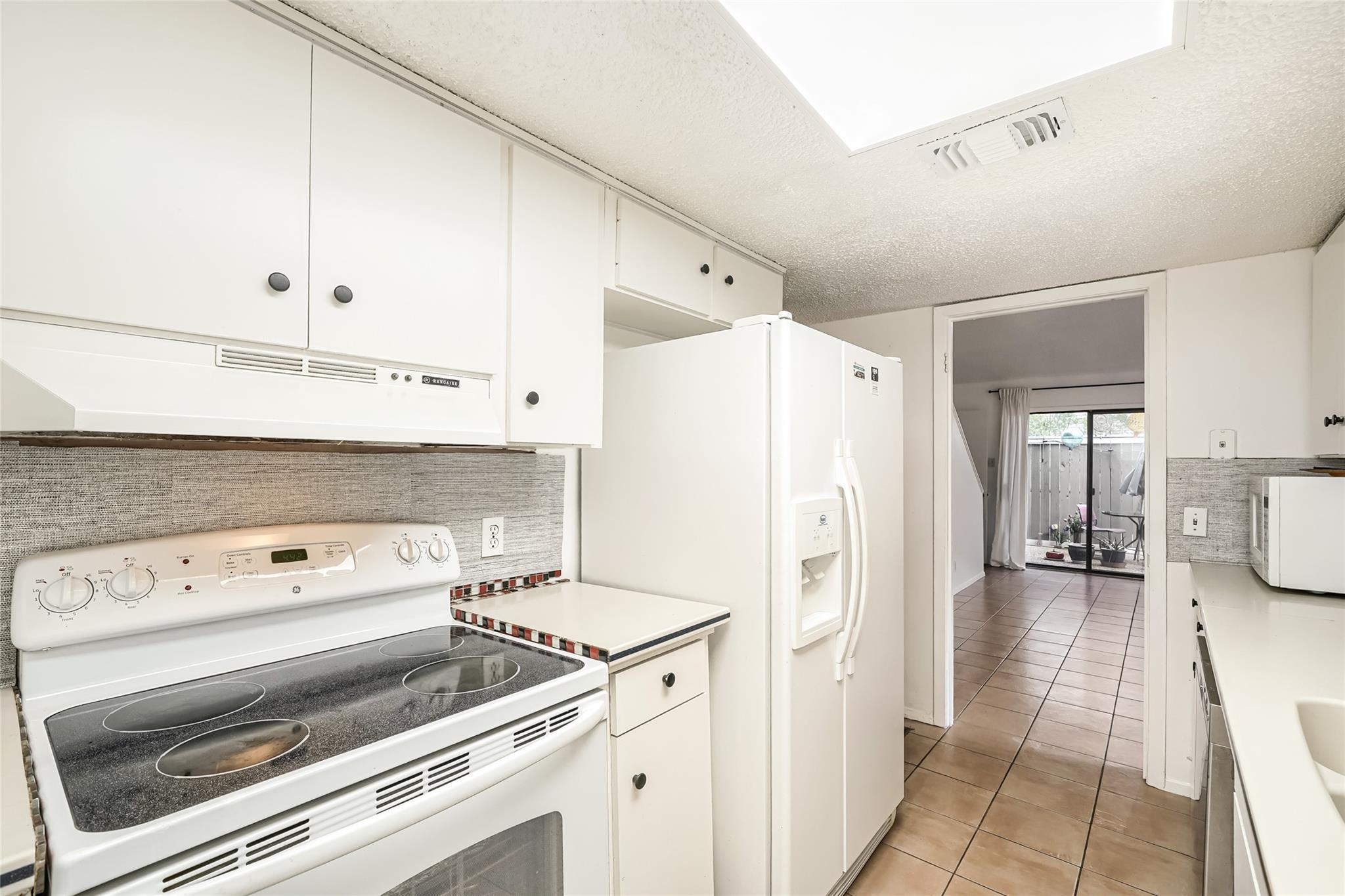 6810 Thorncliffe Dr # A, Austin, TX 78731