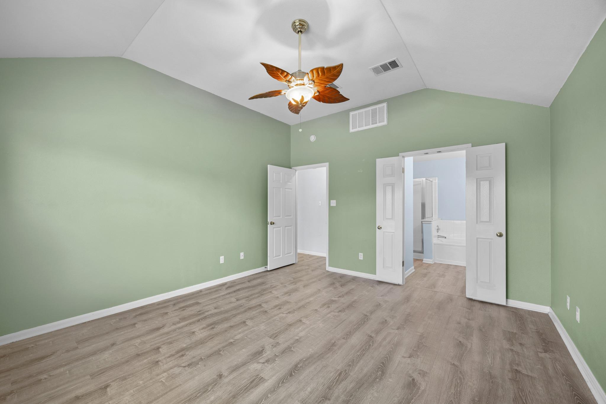 3009 Hanstrom Ct, Hutto, TX 78634