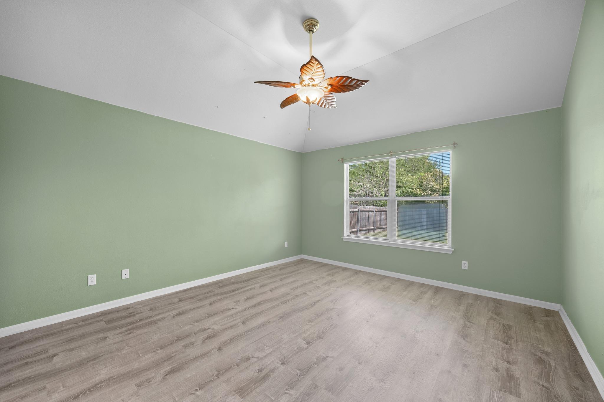 3009 Hanstrom Ct, Hutto, TX 78634