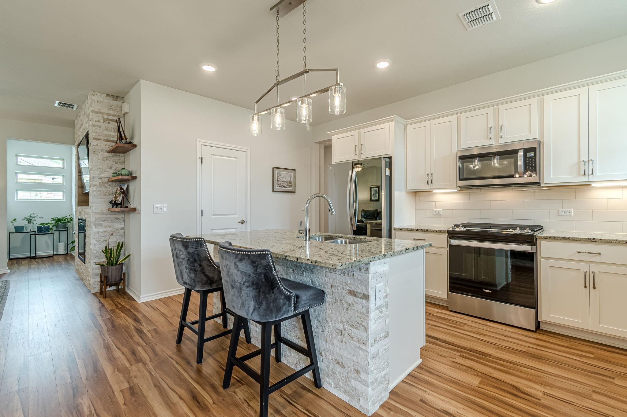 109 Sandbar Dr # 137, San Marcos, TX 78666