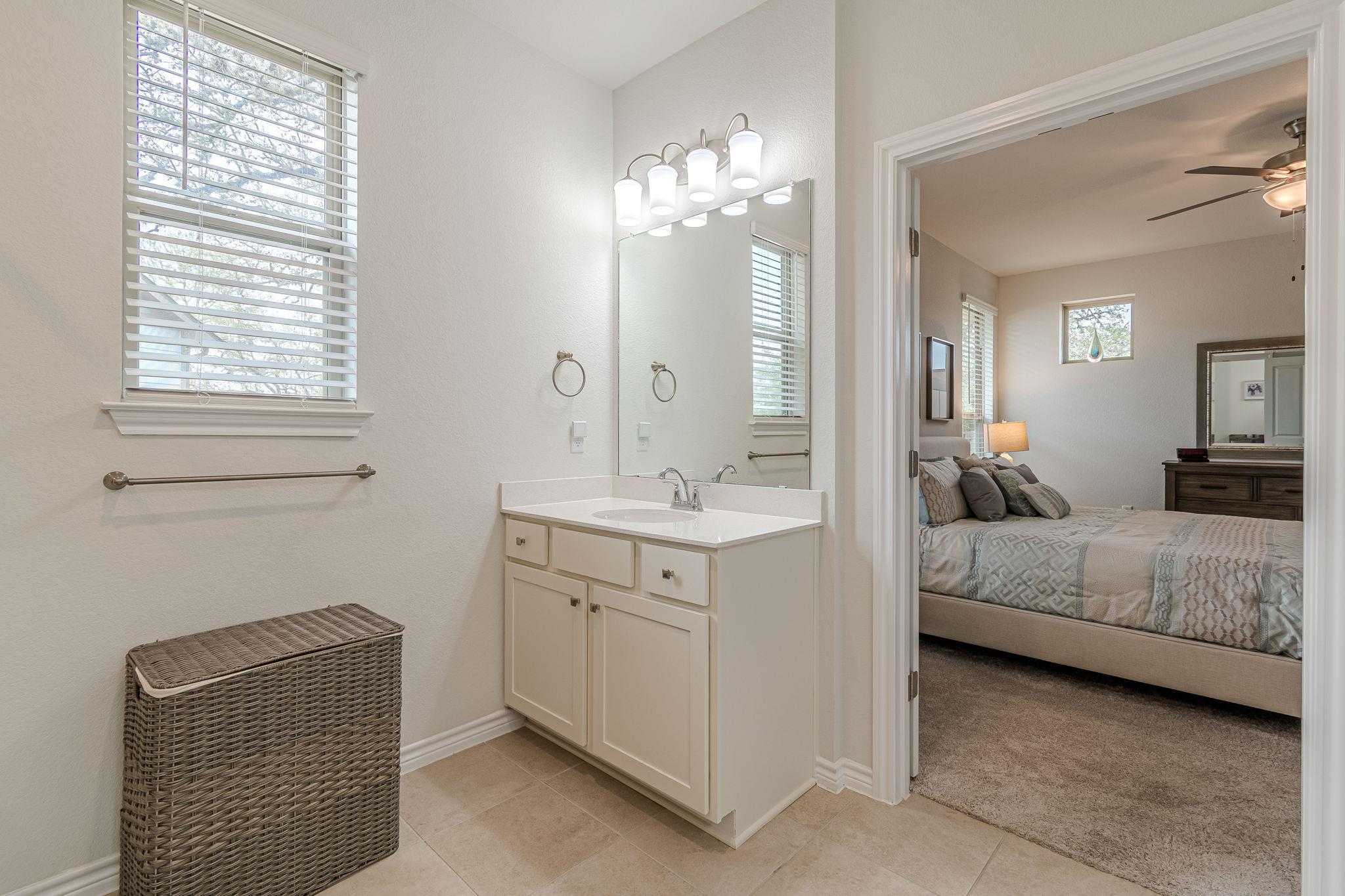 109 Sandbar Dr # 137, San Marcos, TX 78666