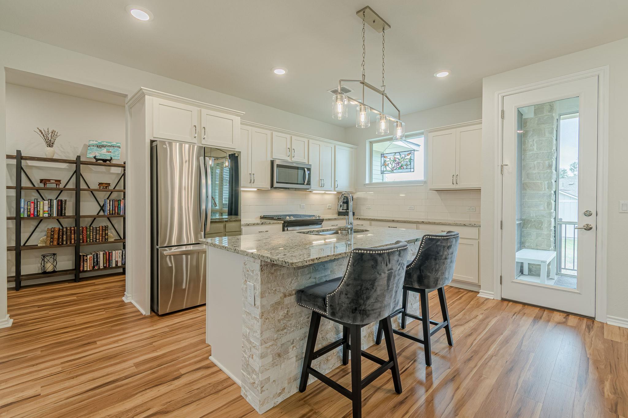 109 Sandbar Dr # 137, San Marcos, TX 78666