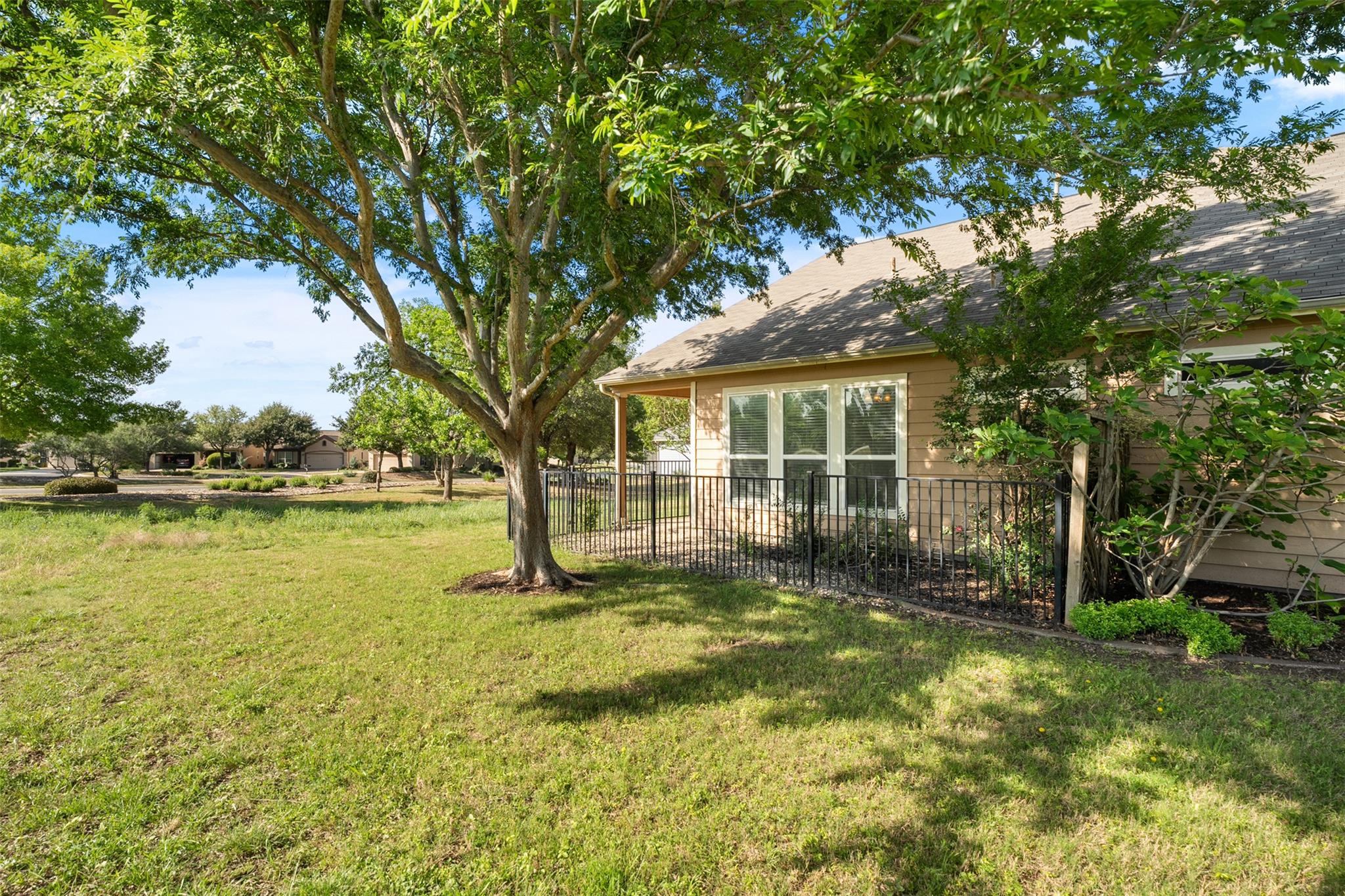 111 Nassau Cir, Georgetown, TX 78633