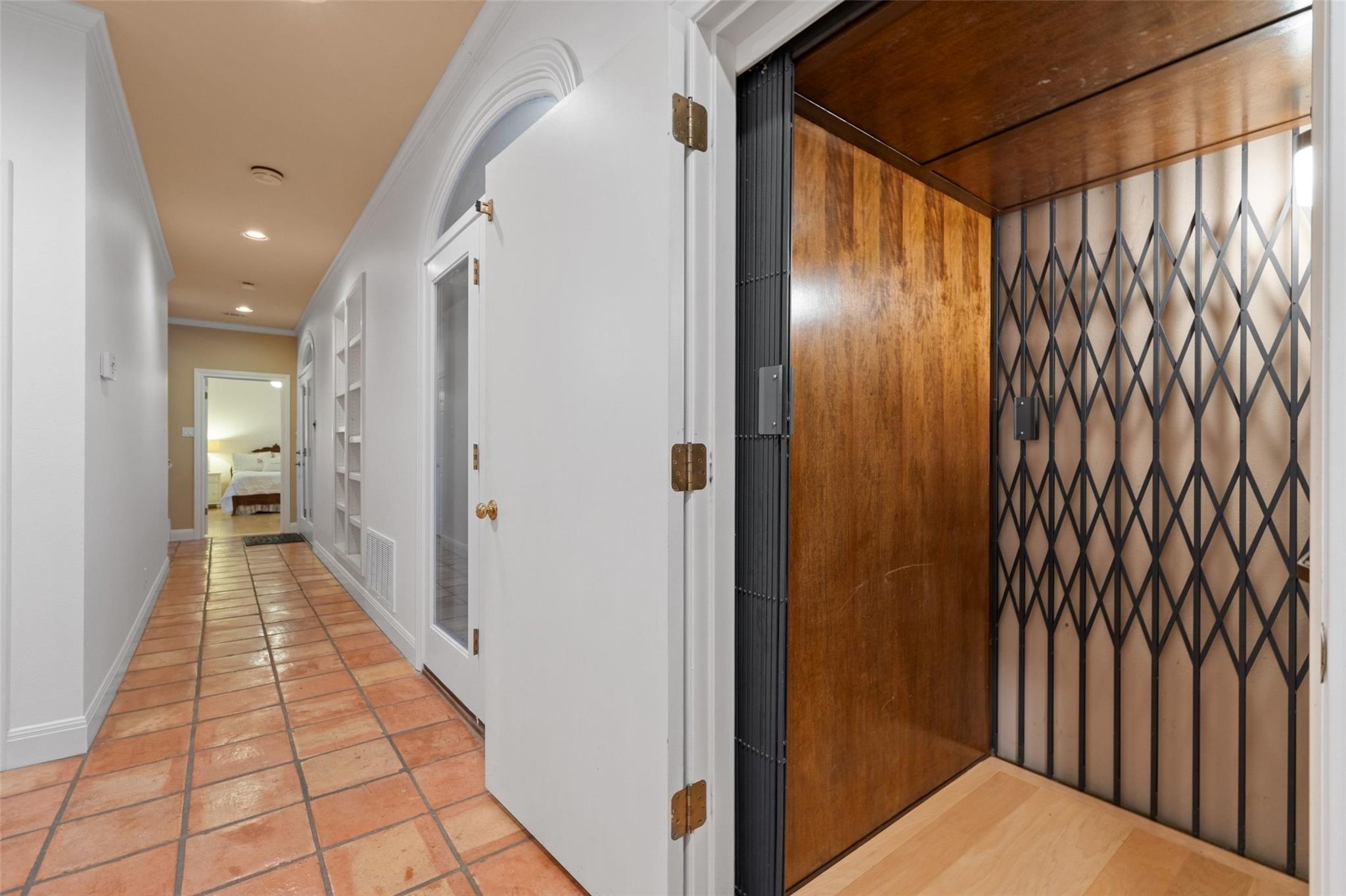 3 Crabapple Ct, The Hills, TX 78738