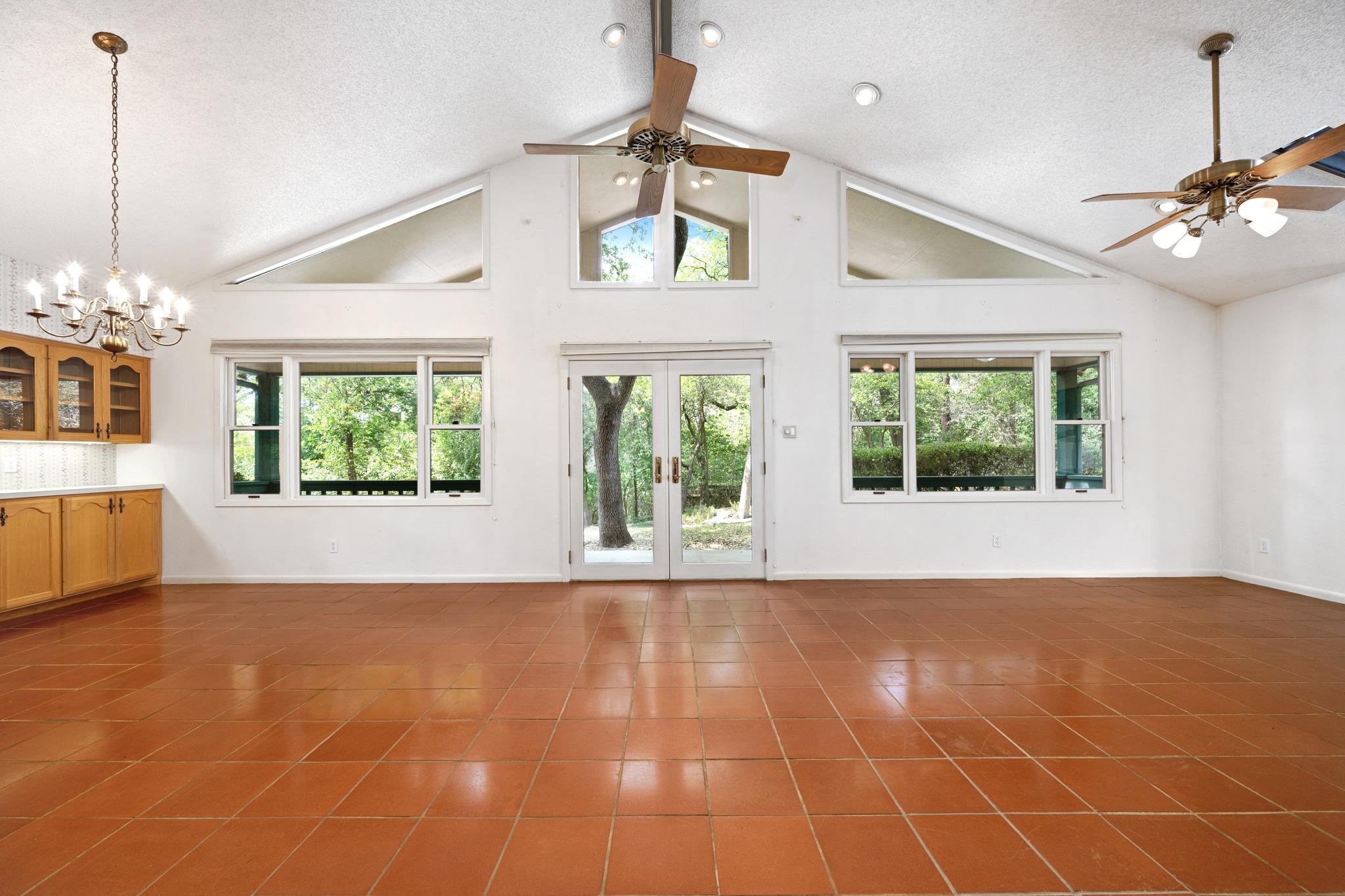 8010 Hillrise Dr, Austin, TX 78759