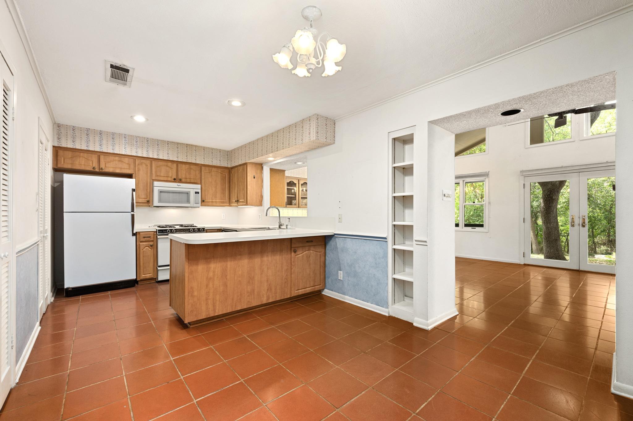 8010 Hillrise Dr, Austin, TX 78759