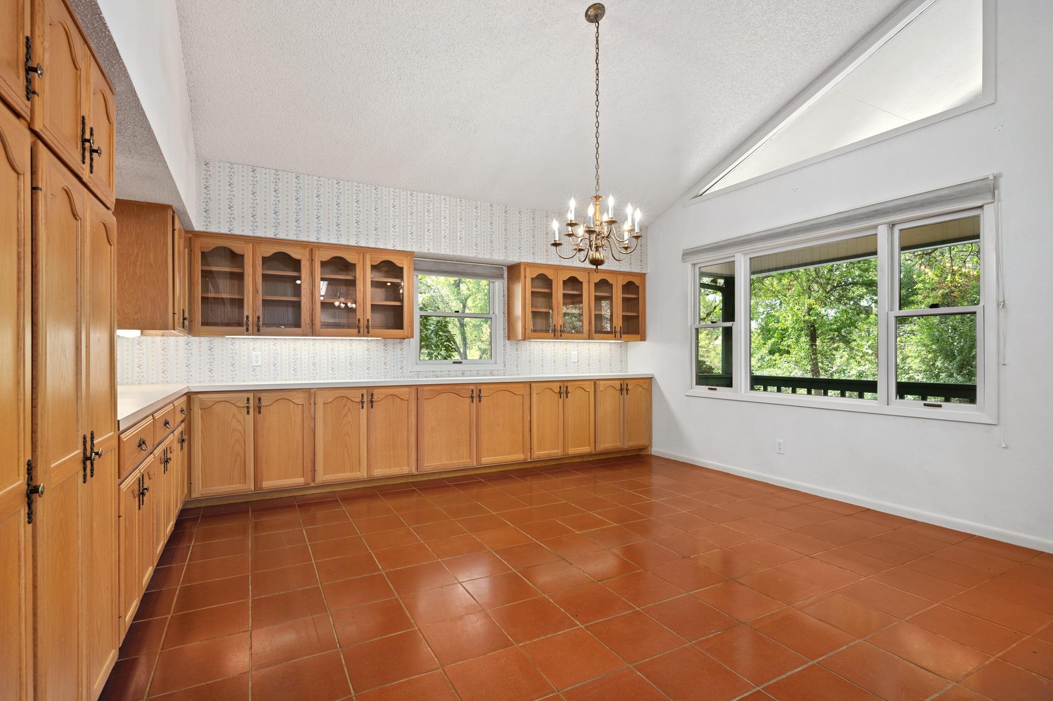 8010 Hillrise Dr, Austin, TX 78759