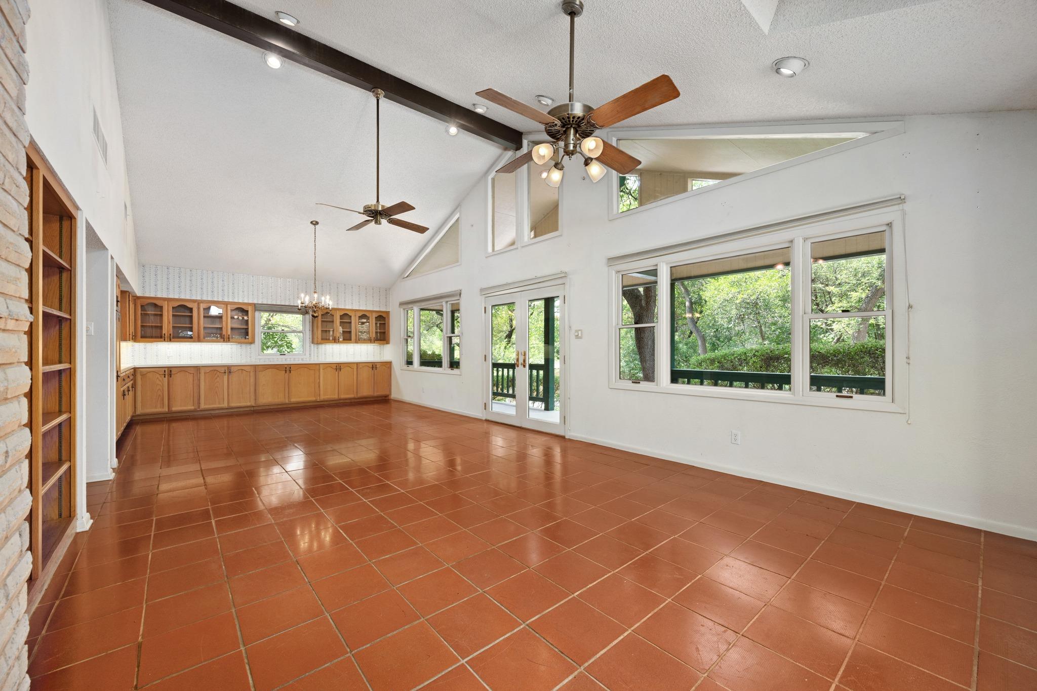 8010 Hillrise Dr, Austin, TX 78759