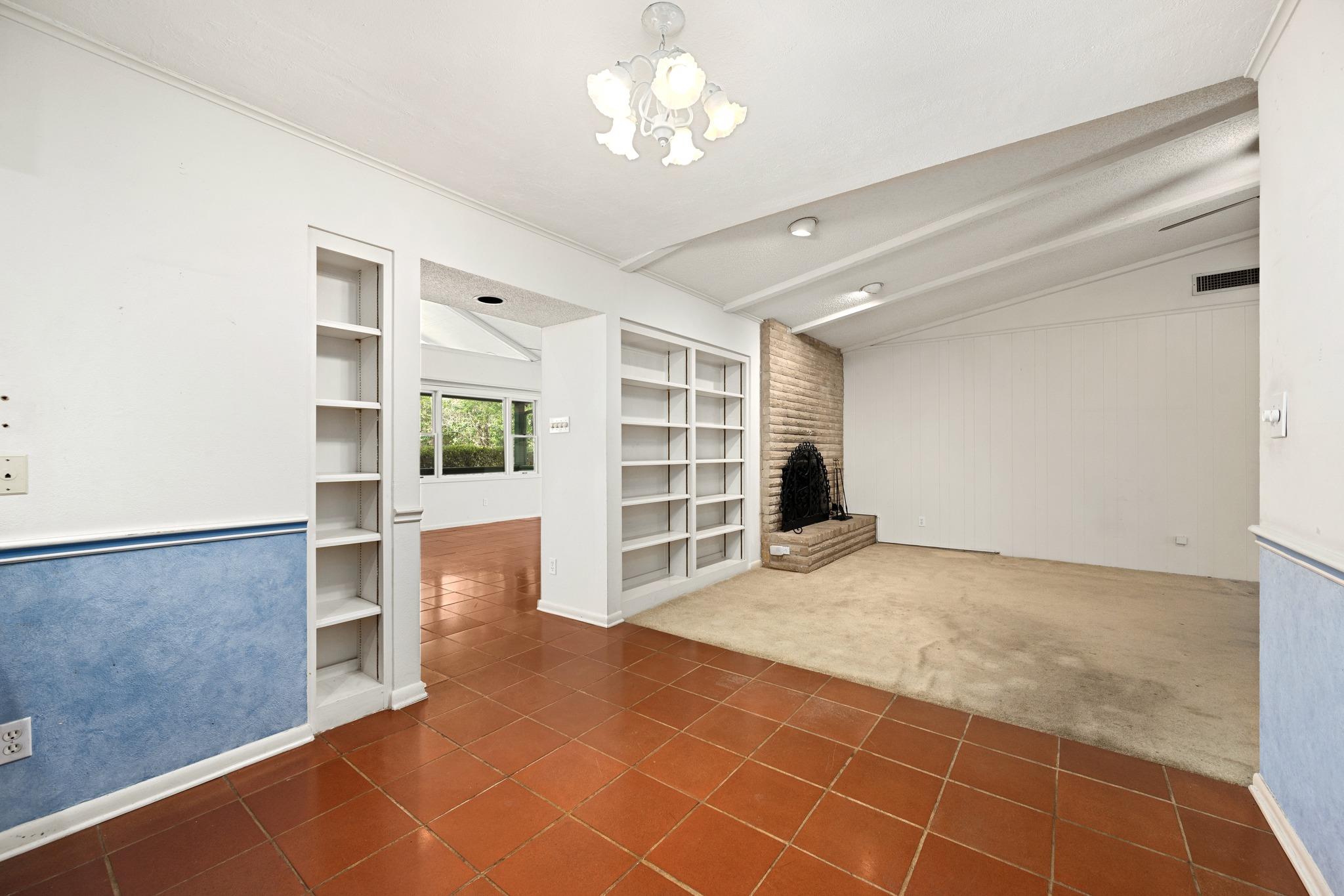 8010 Hillrise Dr, Austin, TX 78759