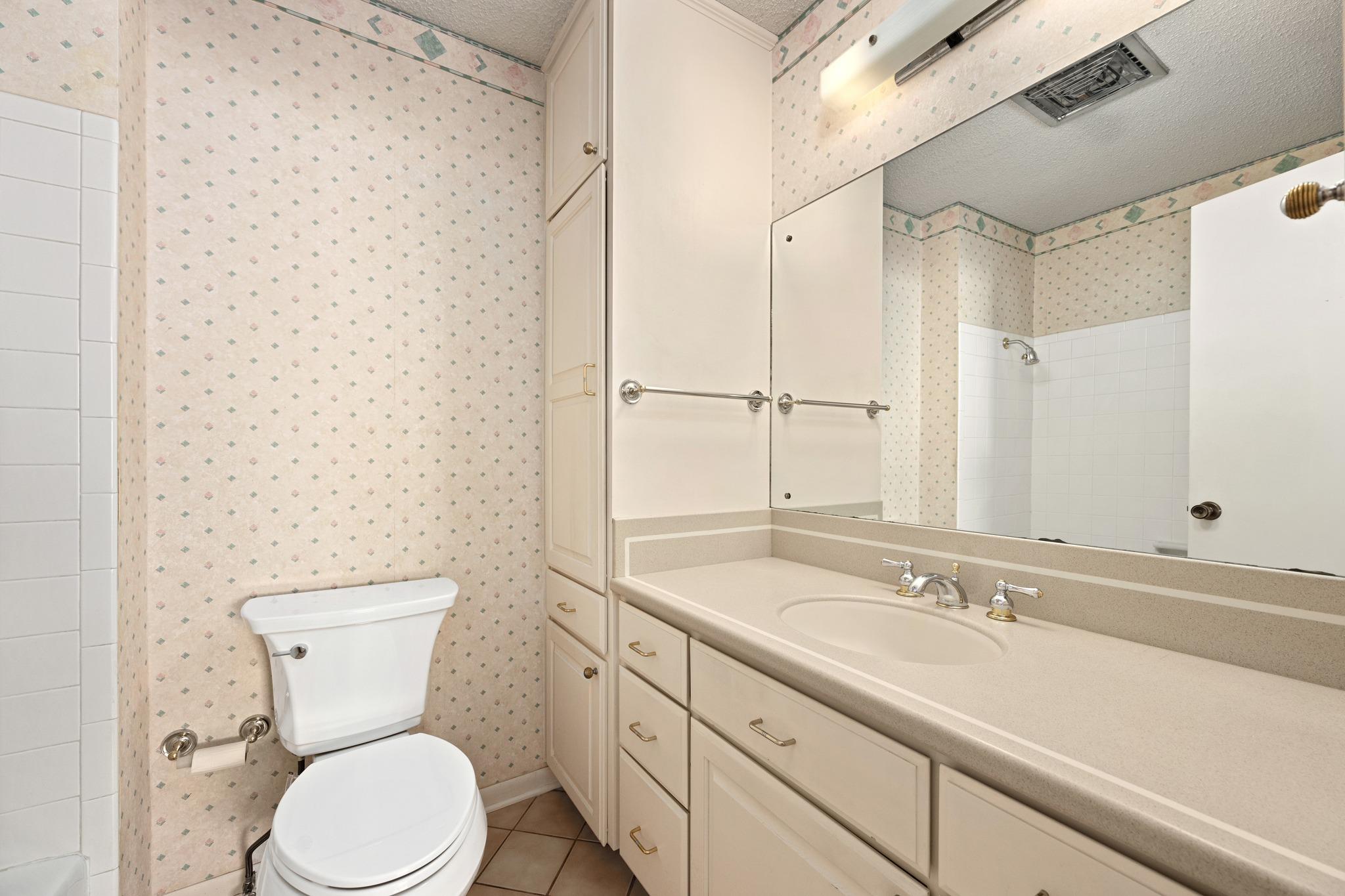 8010 Hillrise Dr, Austin, TX 78759