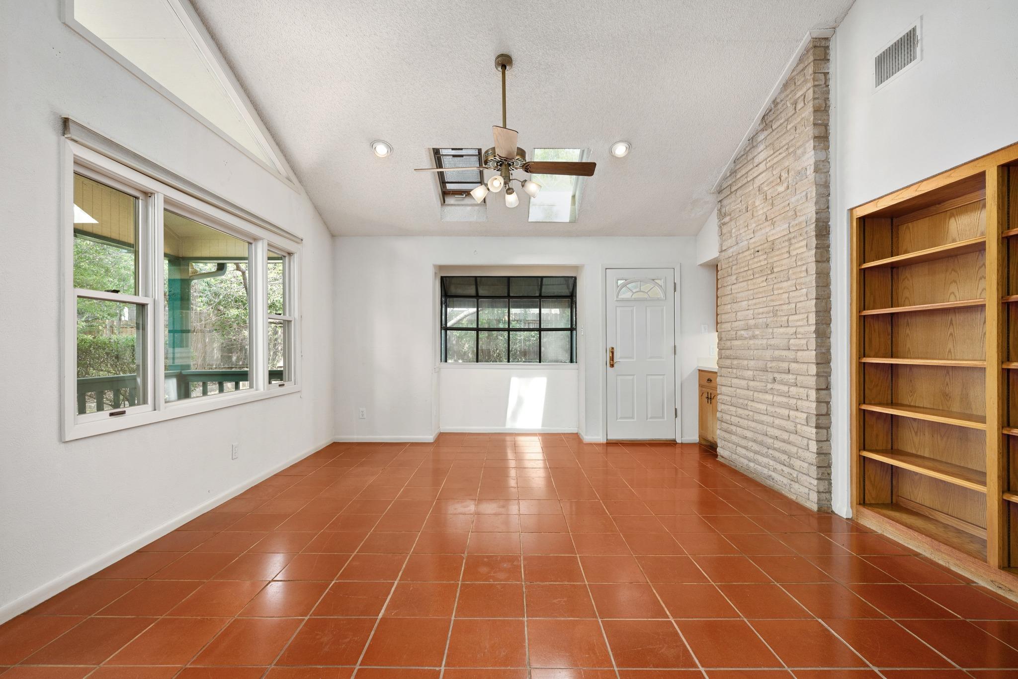 8010 Hillrise Dr, Austin, TX 78759