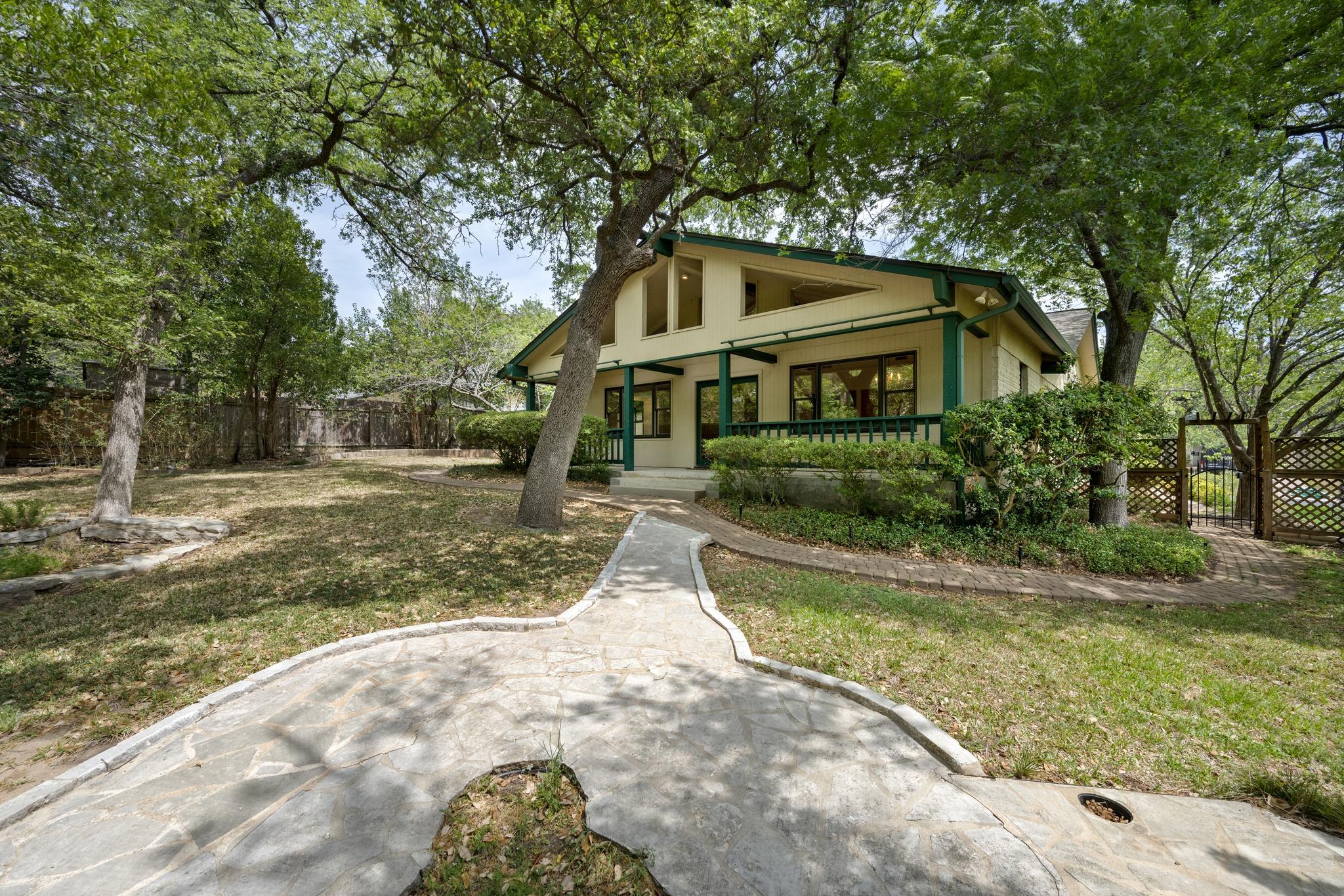 8010 Hillrise Dr, Austin, TX 78759