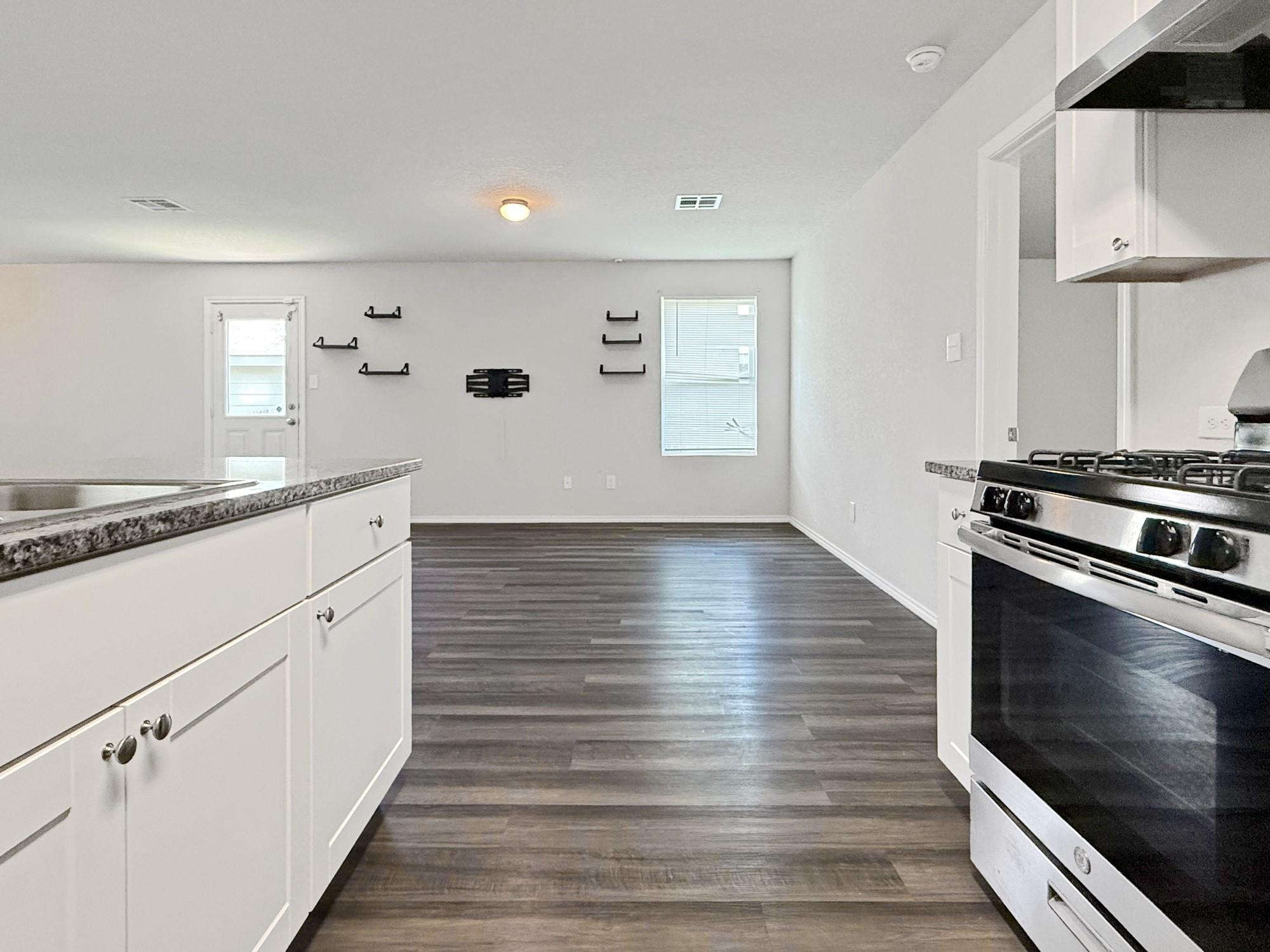 1215 Robbins Point, San Antonio, TX 78245