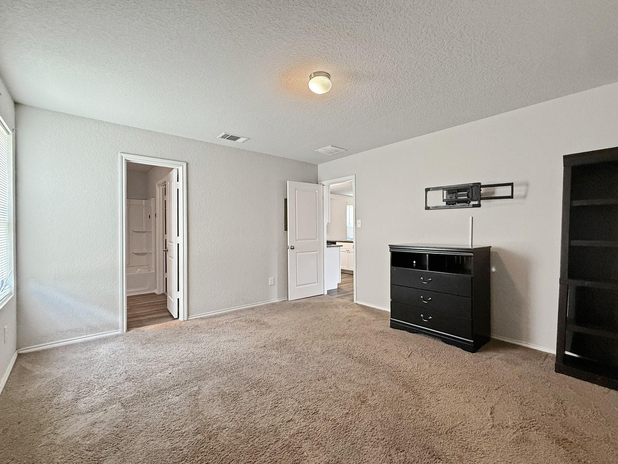 1215 Robbins Point, San Antonio, TX 78245