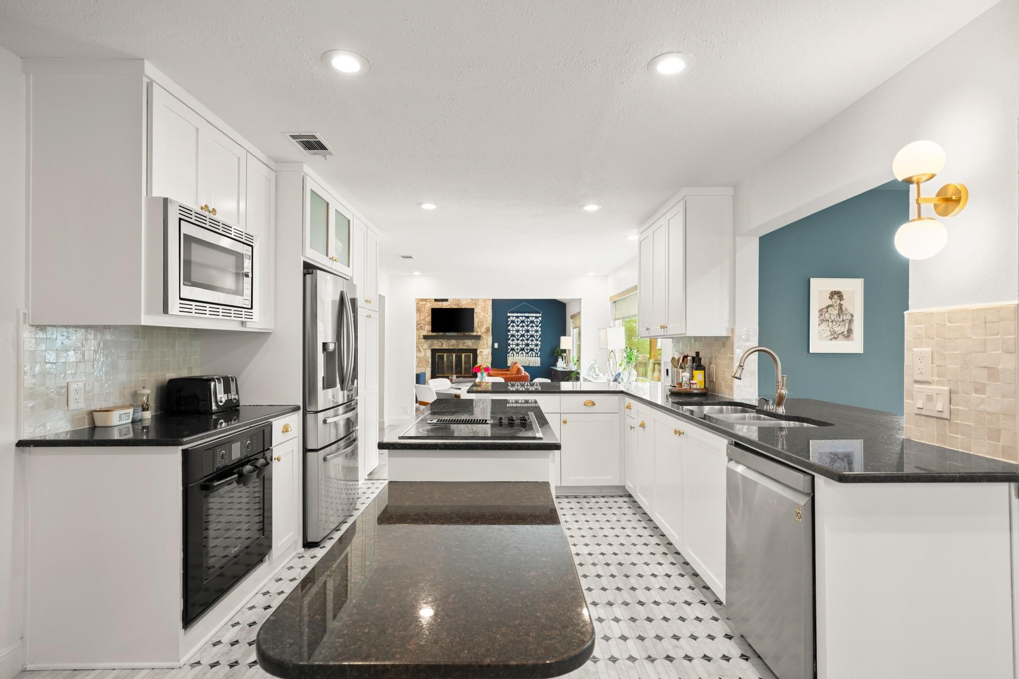 10700 Windridge Dr, Austin, TX 78759