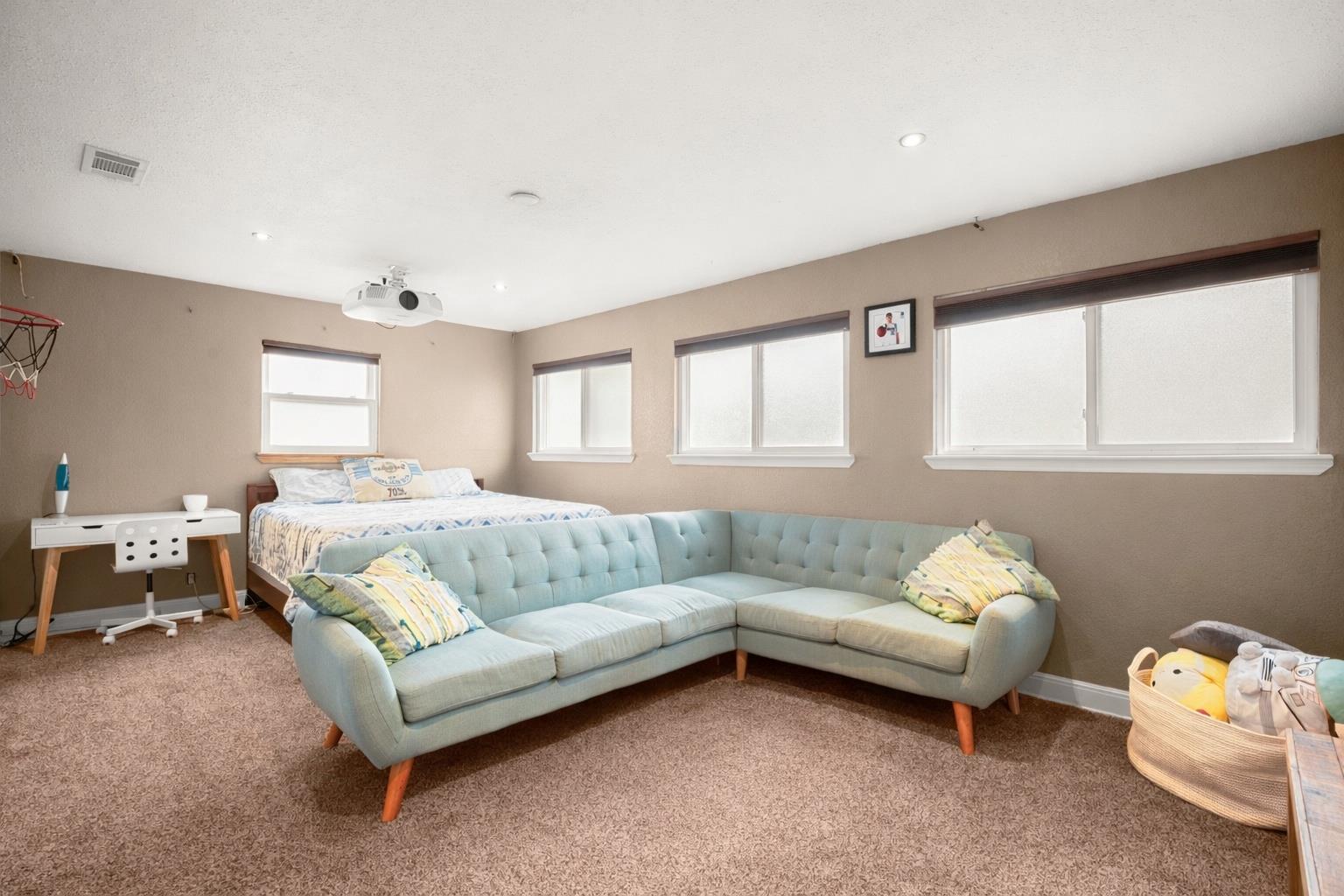 10700 Windridge Dr, Austin, TX 78759