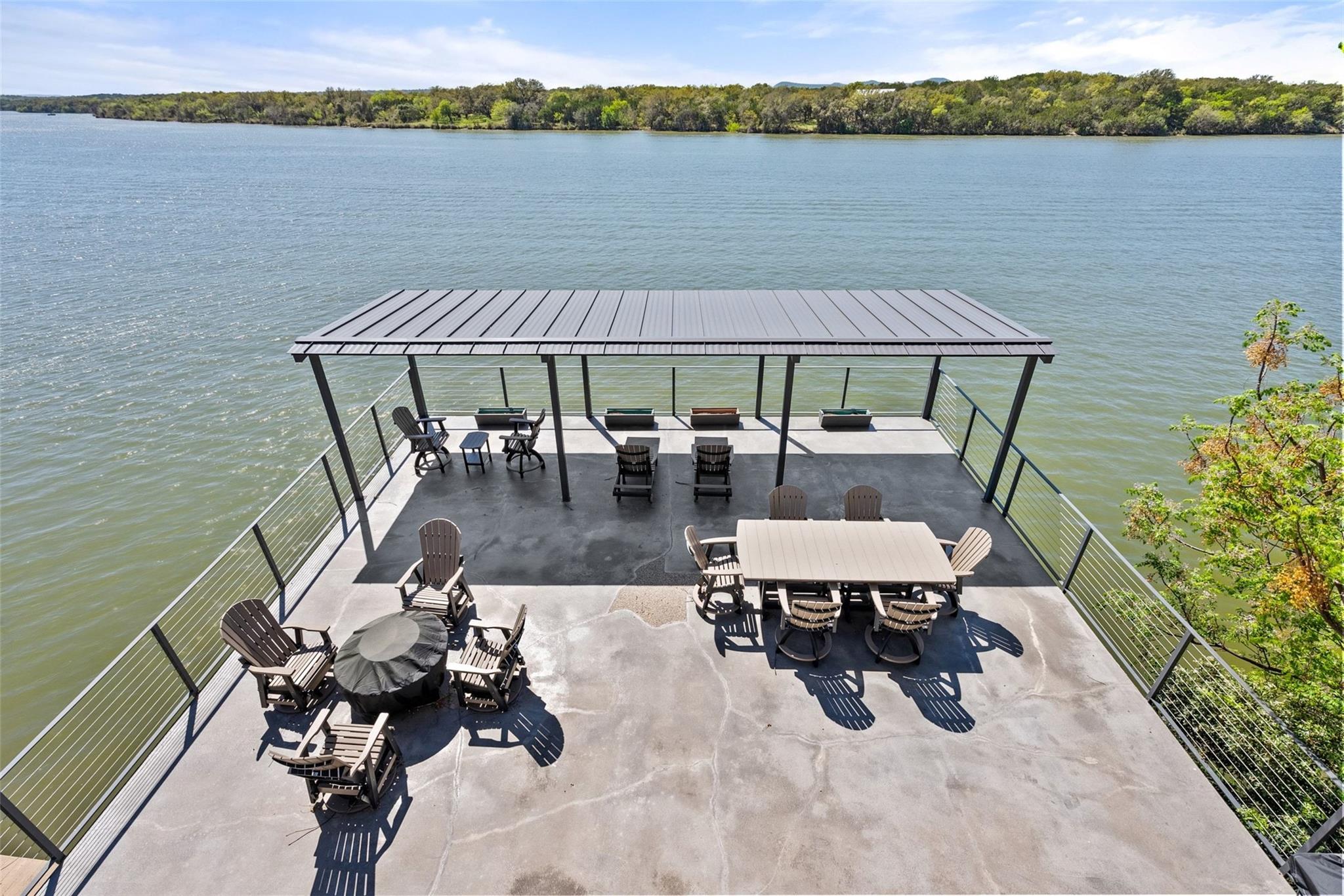 926 Scenic Loop, Kingsland, TX 78639