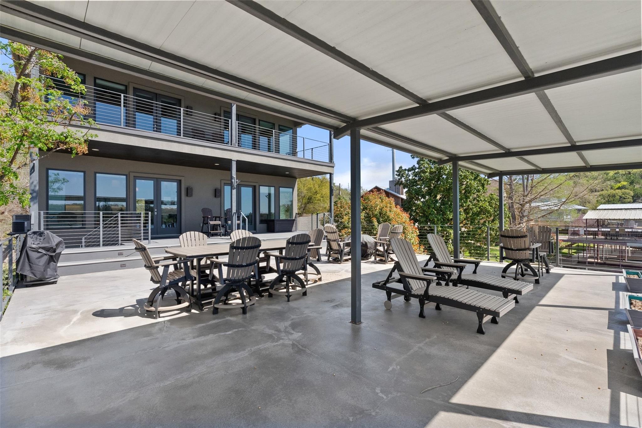 926 Scenic Loop, Kingsland, TX 78639